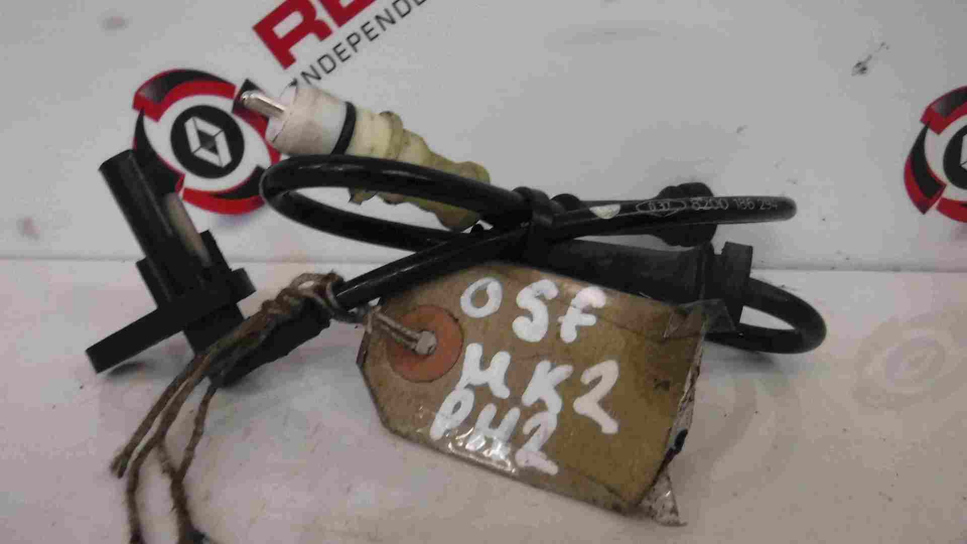 Renault Clio MK2 2001-2006 Drivers Passengers NSF OSF Front ABS Speed Sensor