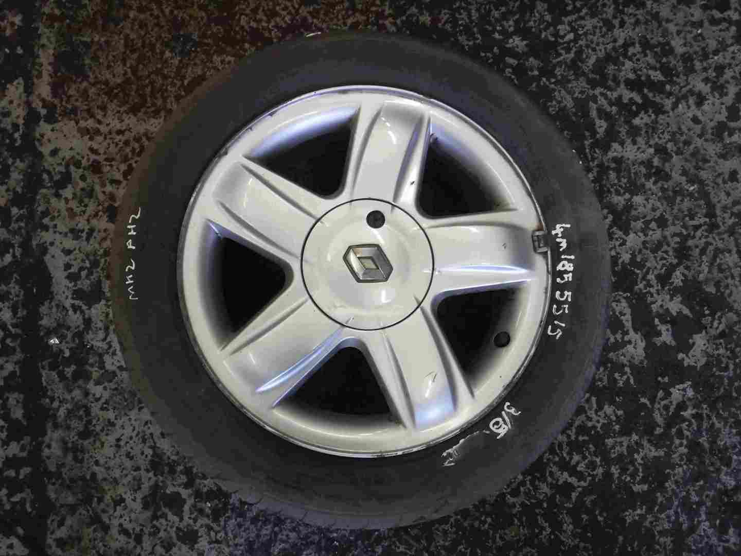 Renault Clio MK2 2001-2006 Dynamique Alloy Wheel + Tyre 185 55 15 4mm