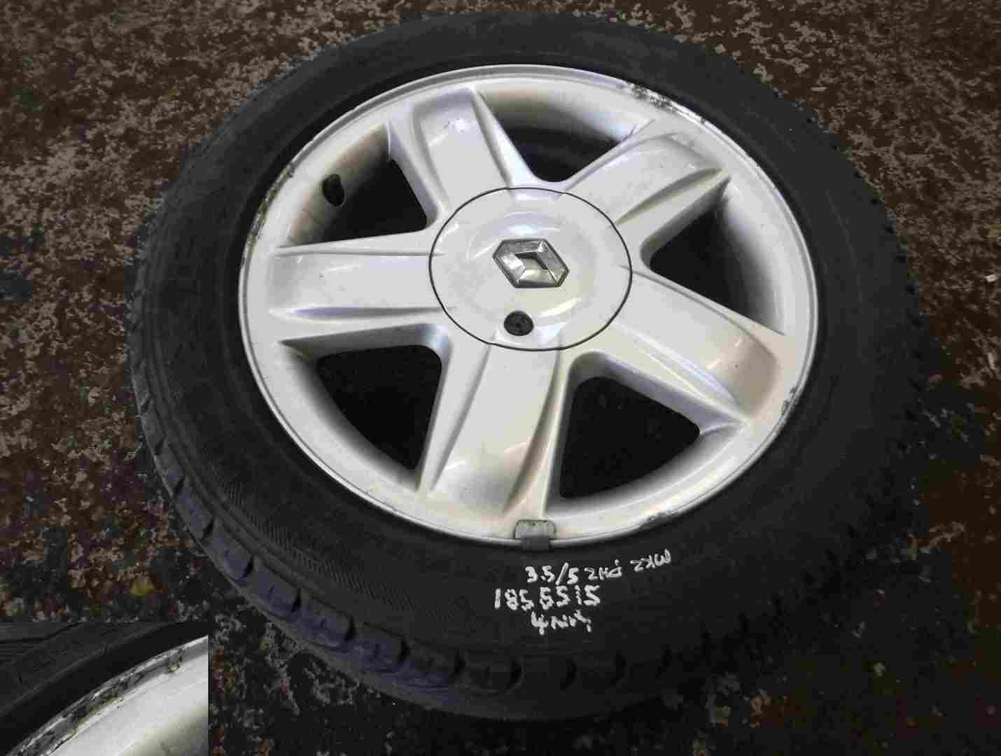 Renault Clio MK2 2001-2006 Dynamique Alloy Wheel + Tyre 185 55 15 4mm Tread