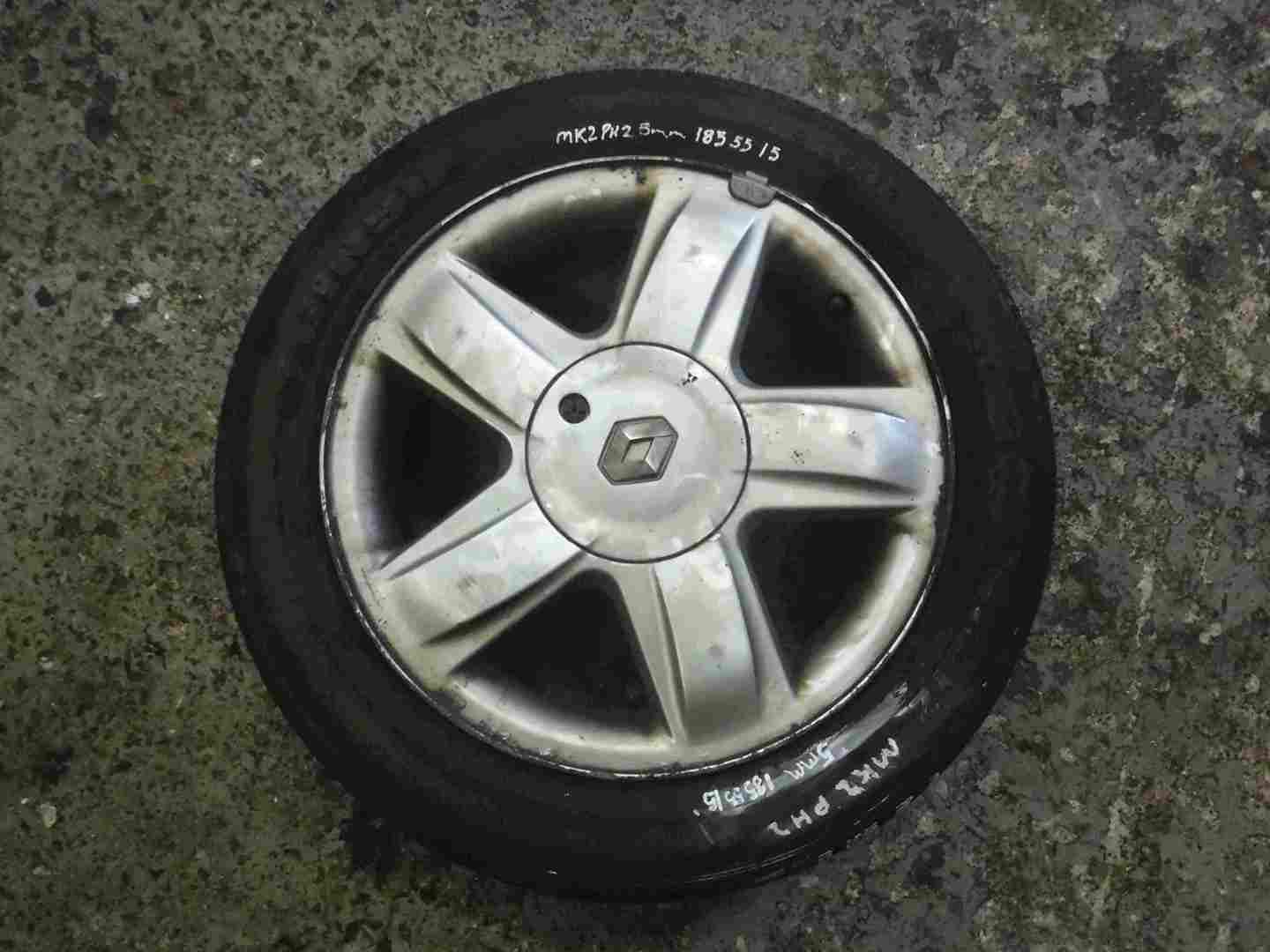 Renault Clio MK2 2001-2006 Dynamique Alloy Wheel + Tyre 185 55 15 5mm