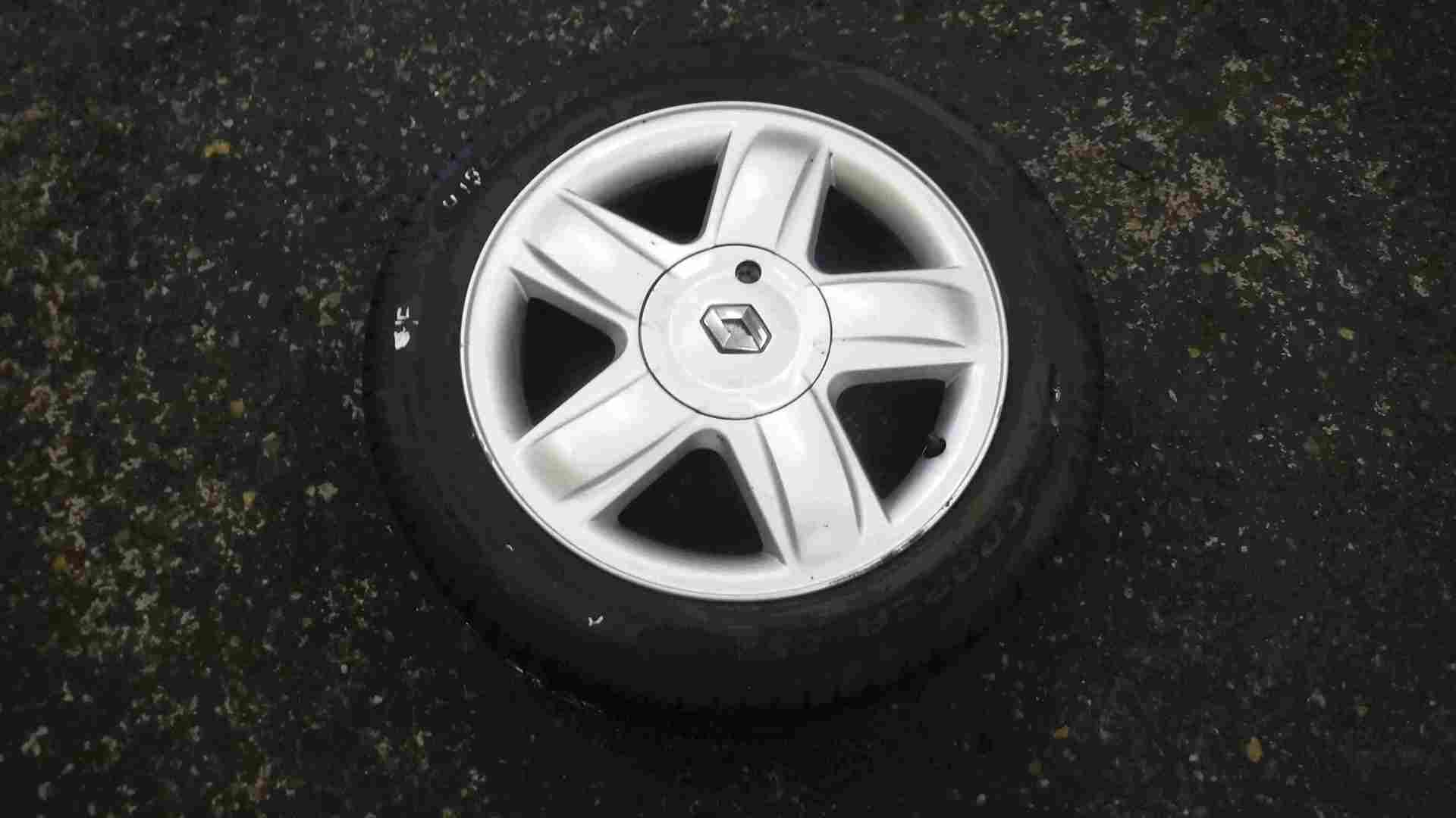 Renault Clio MK2 2001-2006 Dynamique Alloy Wheel 15 inch