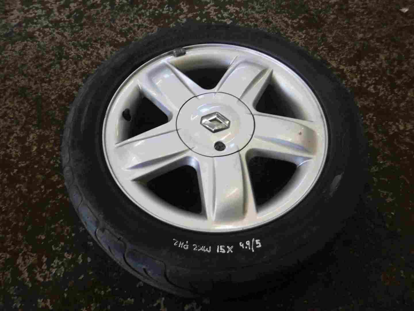 Renault Clio MK2 2001-2006 Dynamique Alloy Wheel 15inch 8200109002