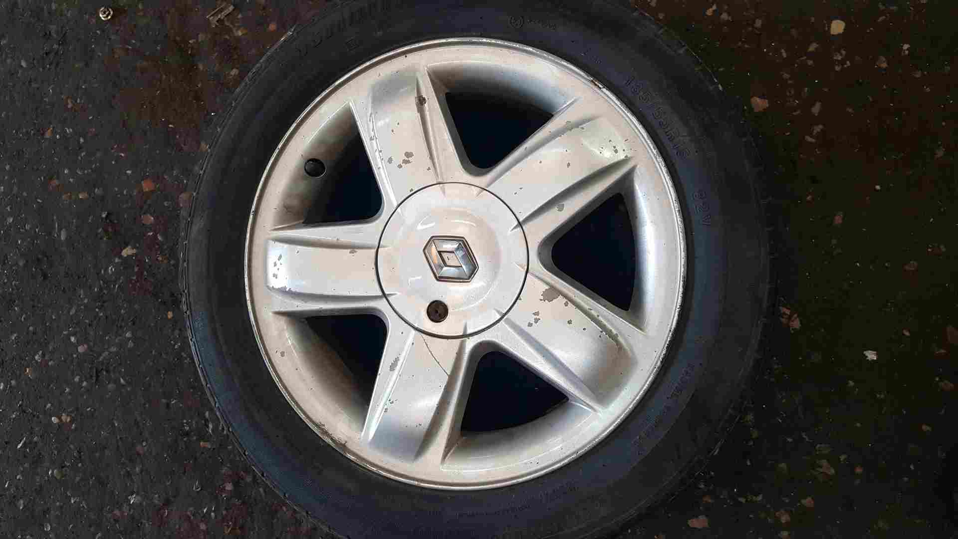 Renault Clio MK2 2001-2006 Dynamique Gradiant Alloy Wheel 15 Inch 3/5