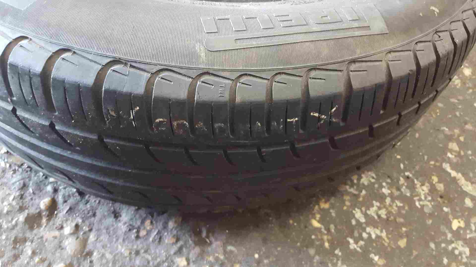 Thumb 6 Renault Clio MK2 2001-2006 Dynamique Gradiant Alloy Wheel 15Inch 2/5 8200109002