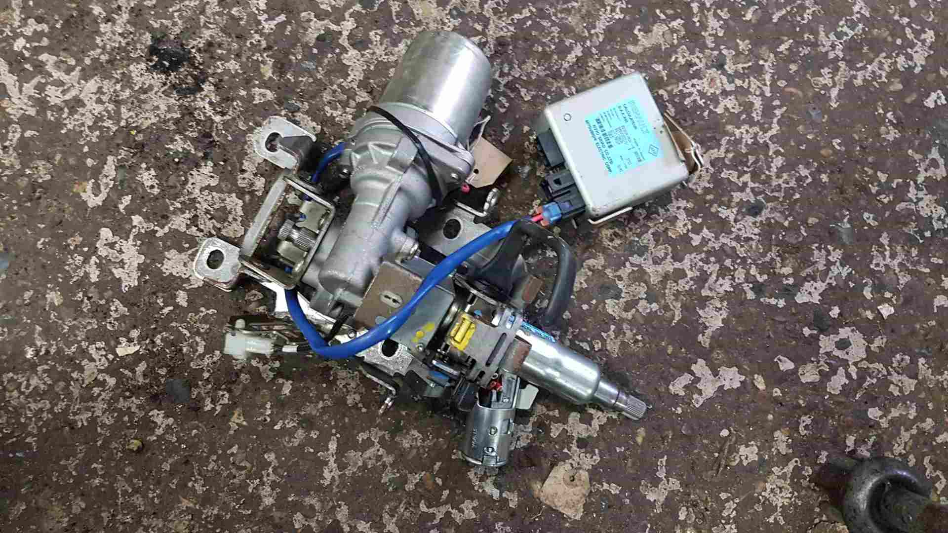 Renault Clio MK2 2001-2006 Electronic Steering Column + ECU Blue Wire 8200061924