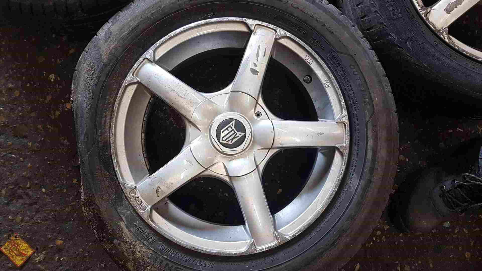 Thumb 6 Renault Clio MK2 2001-2006 Fox Alloy Wheels SET X4 mk3 clio 3/5 15inch