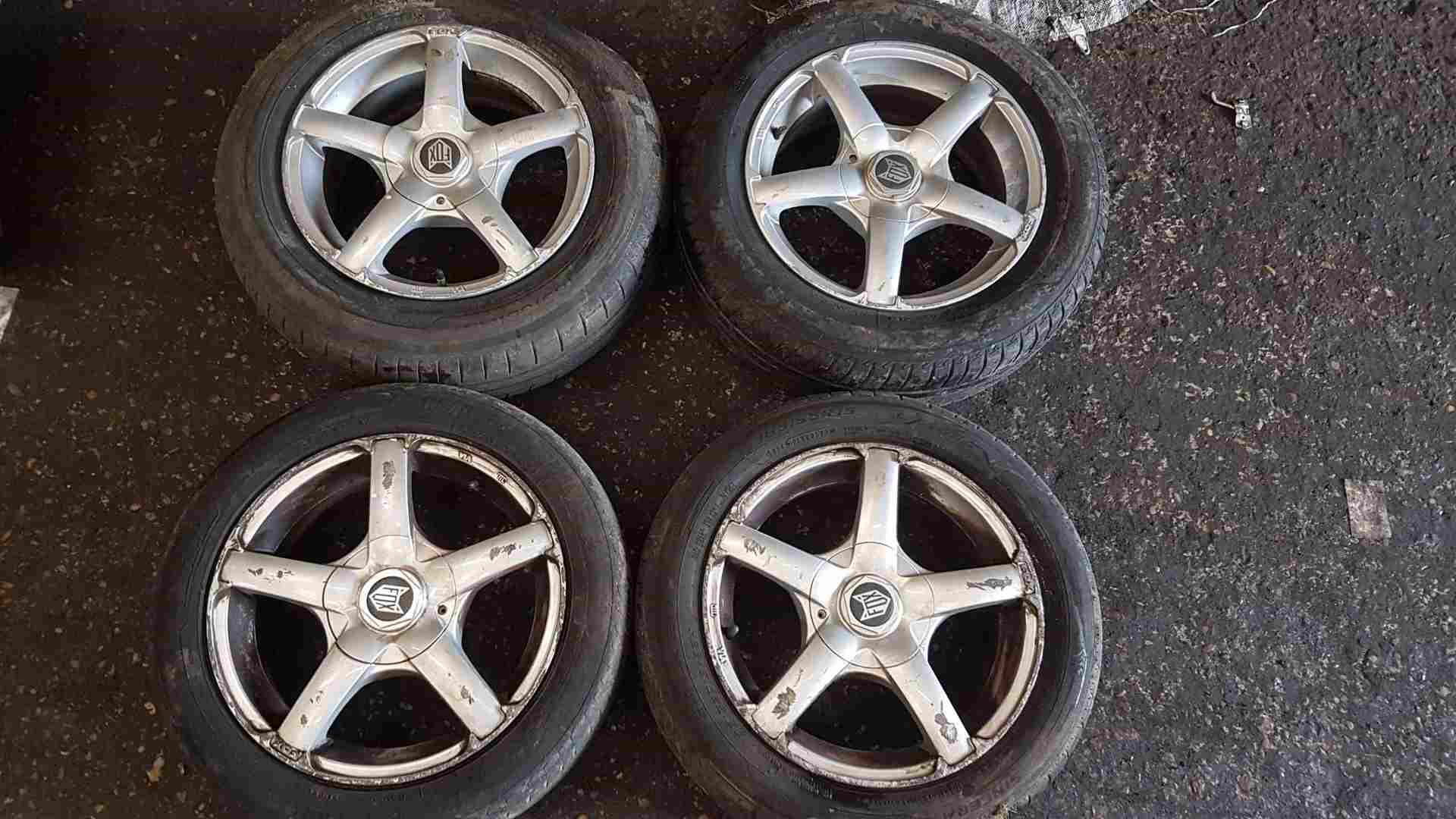 Thumb 7 Renault Clio MK2 2001-2006 Fox Alloy Wheels SET X4 mk3 clio 3/5 15inch