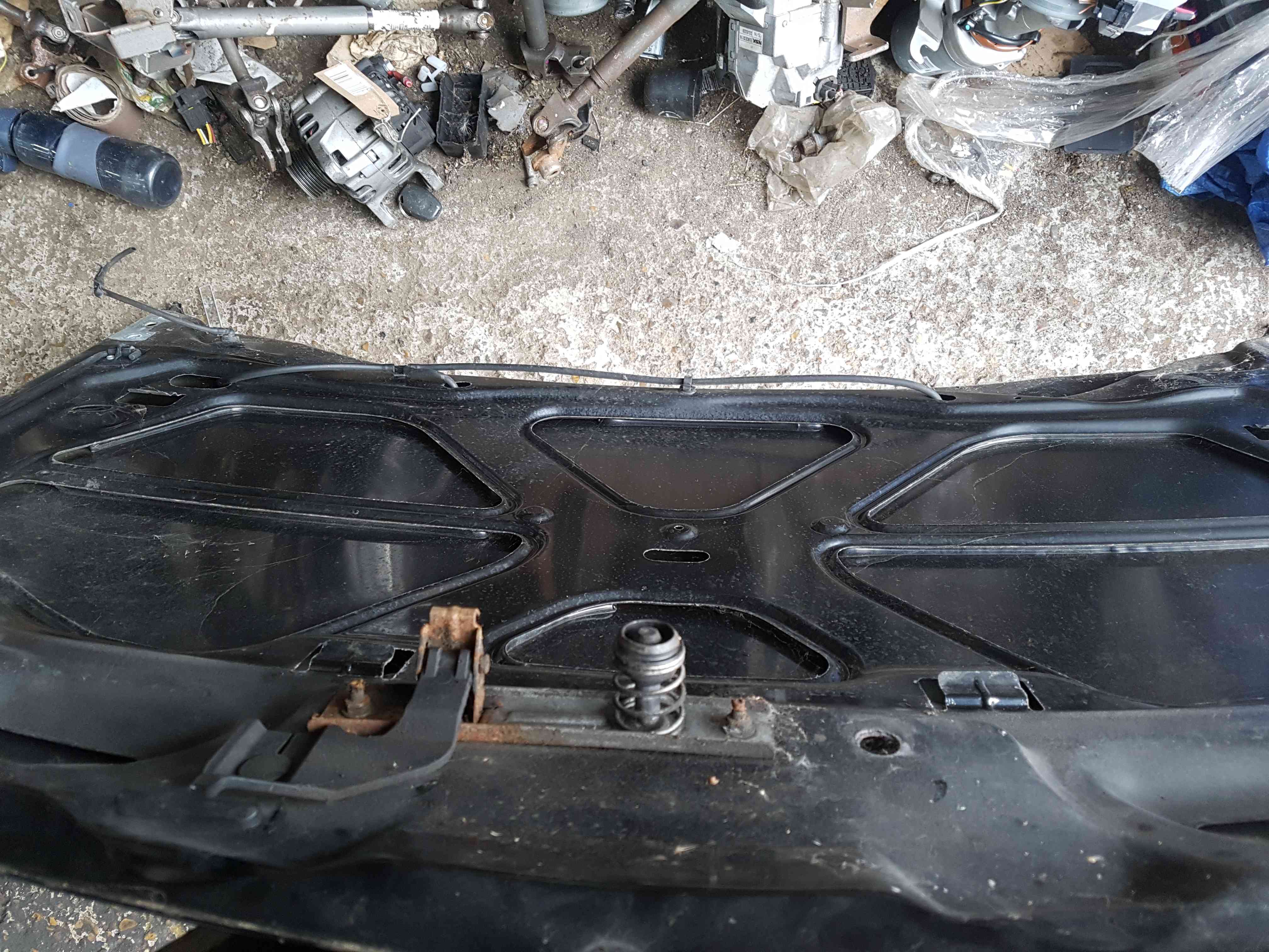 Thumb 7 Renault Clio MK2 2001-2006 Front Bonnet Black 676 Bonnet676mk2