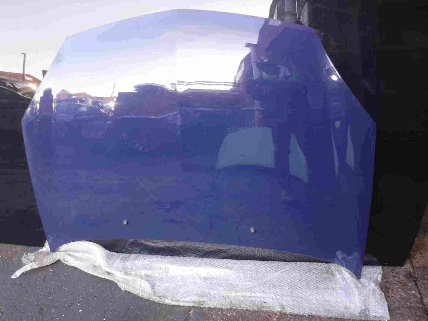 Renault Clio MK2 2001-2006 Front Bonnet Blue 460