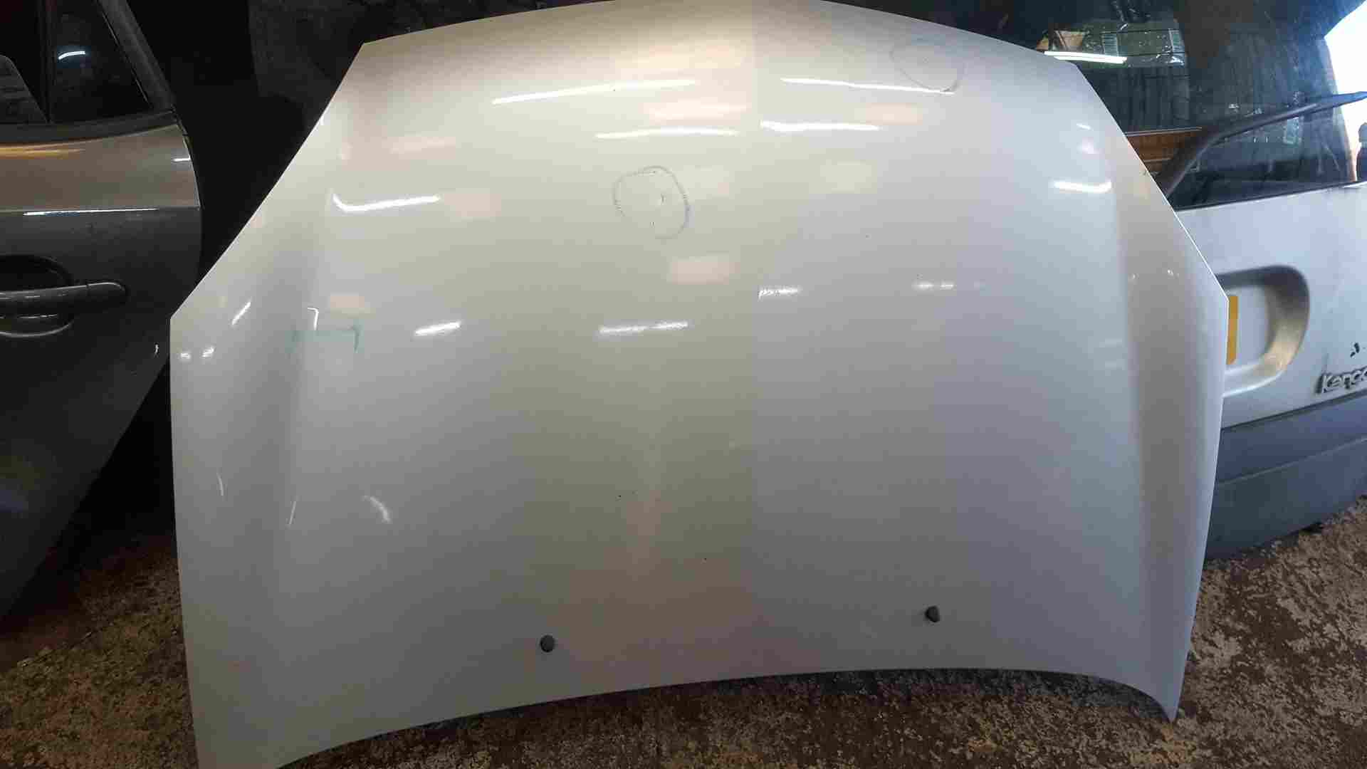 Thumb 9 Renault Clio MK2 2001-2006 Front Bonnet Silver Ted69 SEE Photos