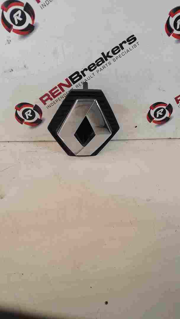 Renault Clio MK2 2001-2006 Front Bumper Badge 8200070031