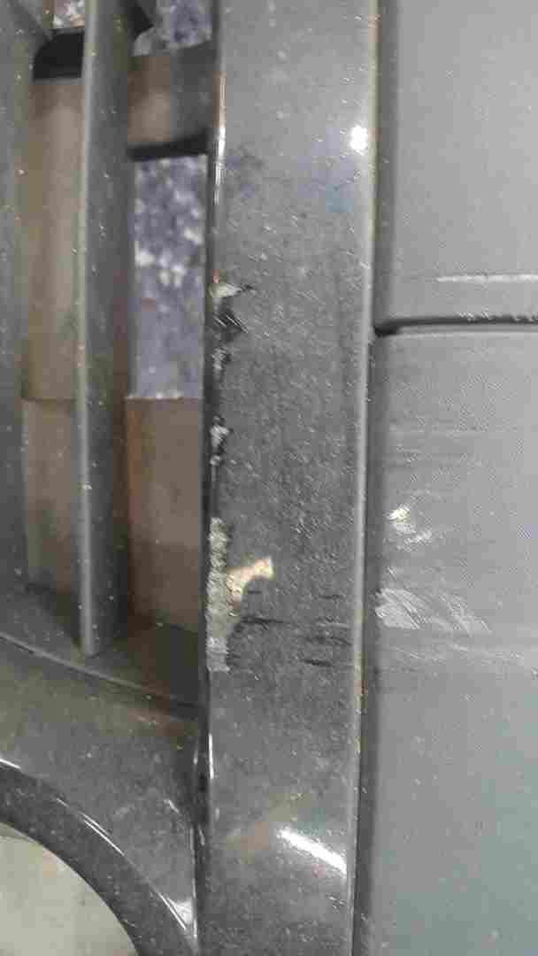 Thumb 3 Renault Clio MK2 2001-2006 Front Bumper Black 676