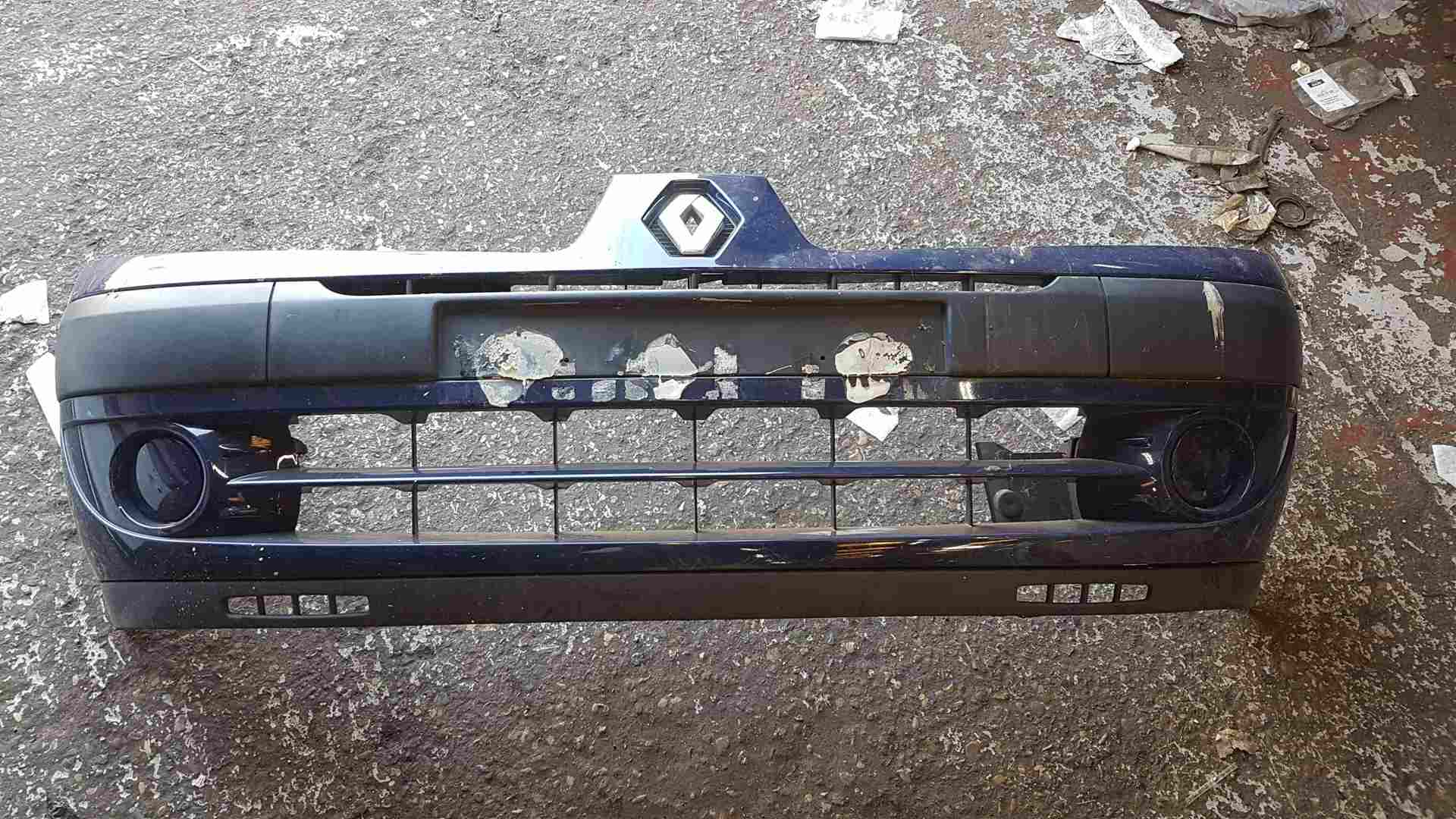 Renault Clio MK2 2001-2006 Front Bumper Blue Ov460
