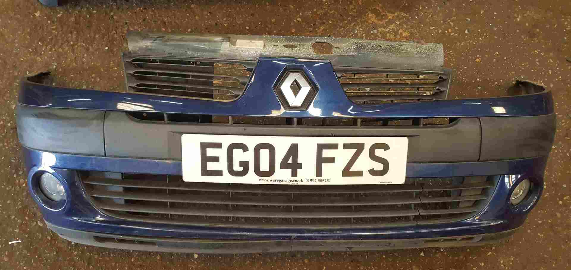 Thumb 6 Renault Clio MK2 2001-2006 Front Bumper Blue TED44