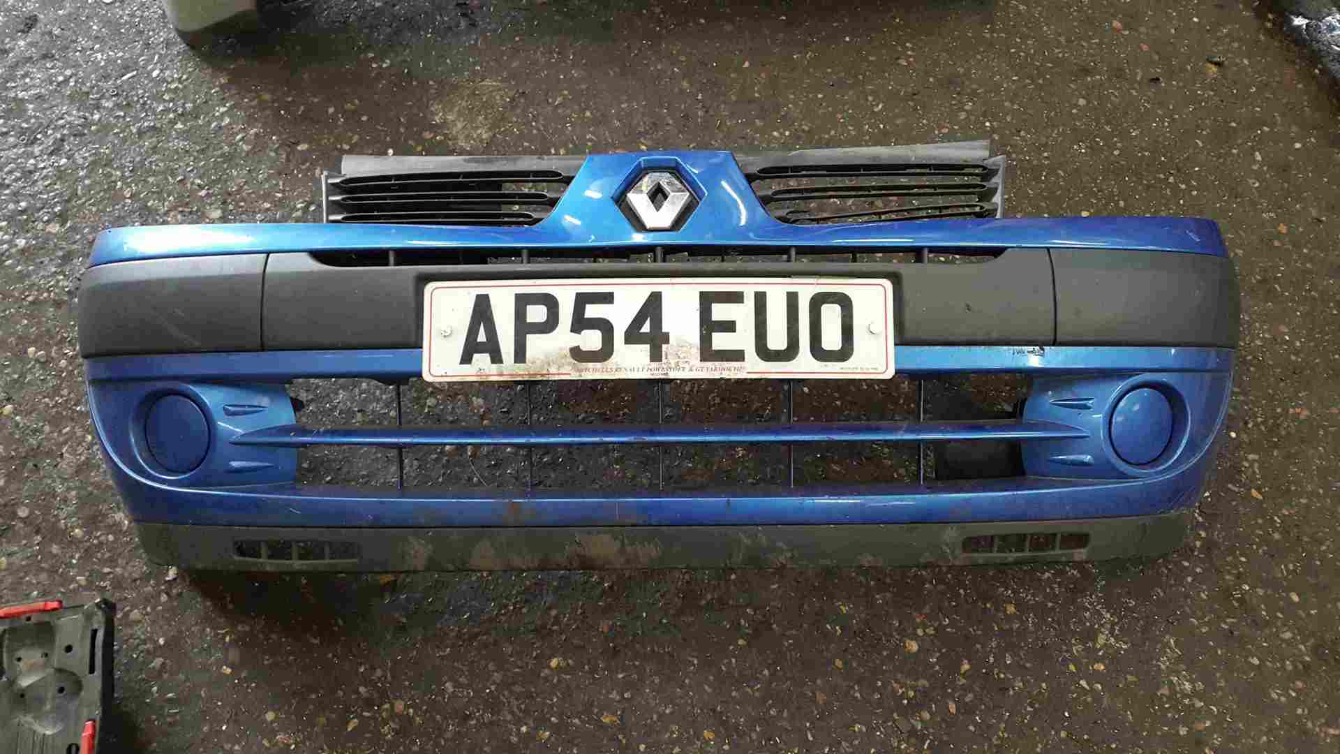 Renault Clio MK2 2001-2006 Front Bumper Blue TEI45 TE145