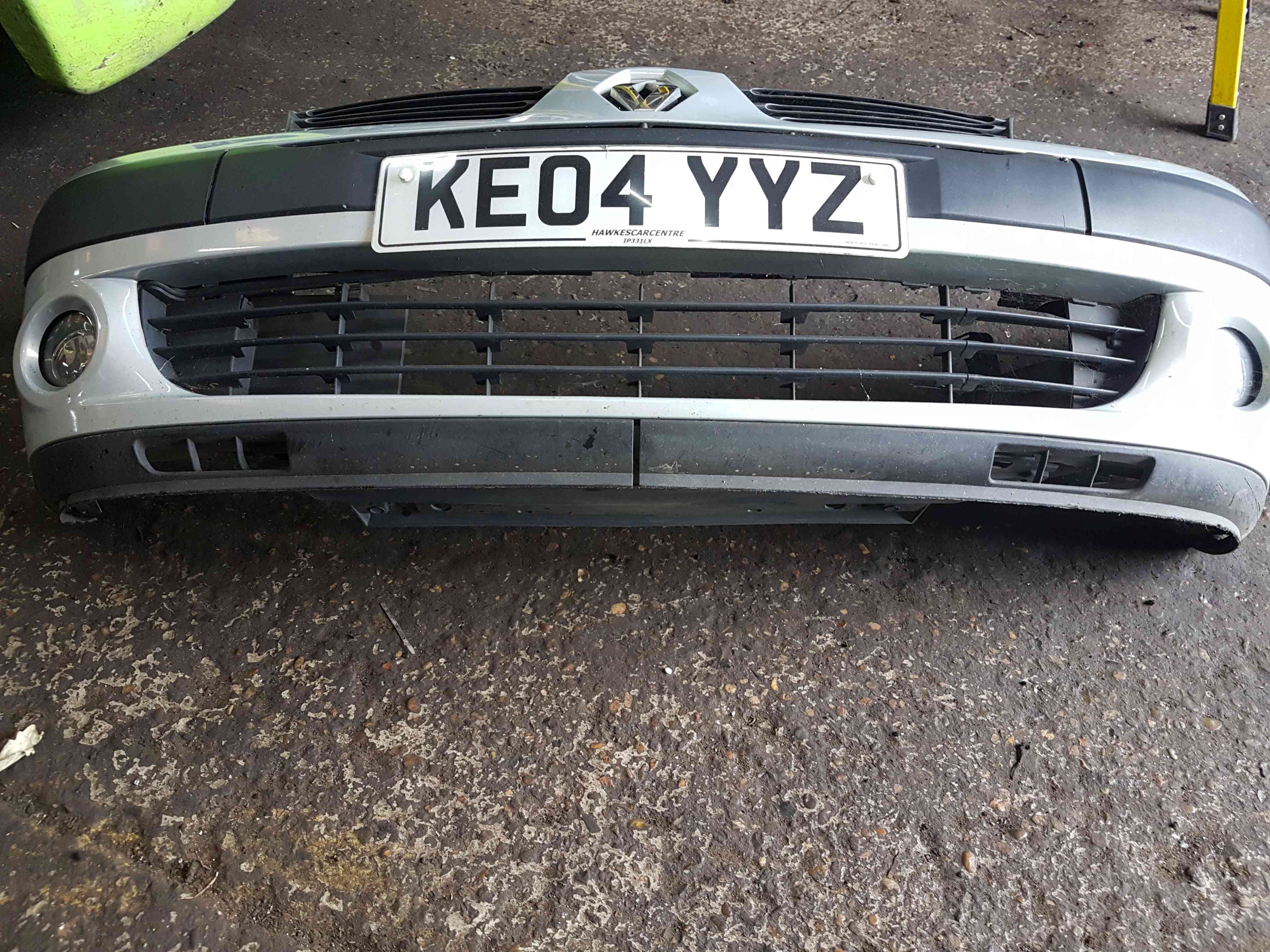 Thumb 3 Renault Clio MK2 2001-2006 Front Bumper Silver 632 + FOG 