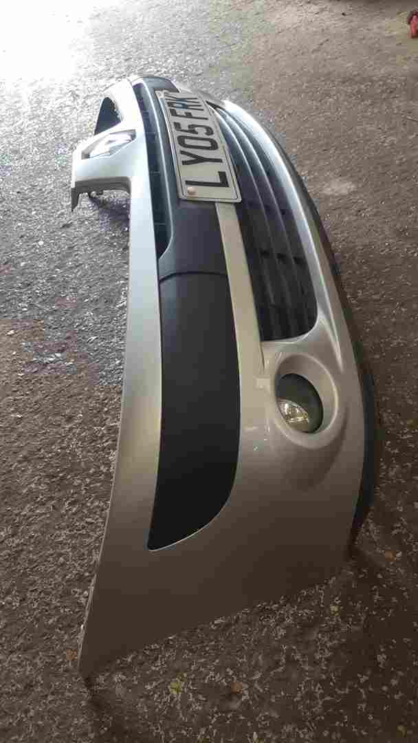 Thumb 2 Renault Clio MK2 2001-2006 Front Bumper Silver TED69