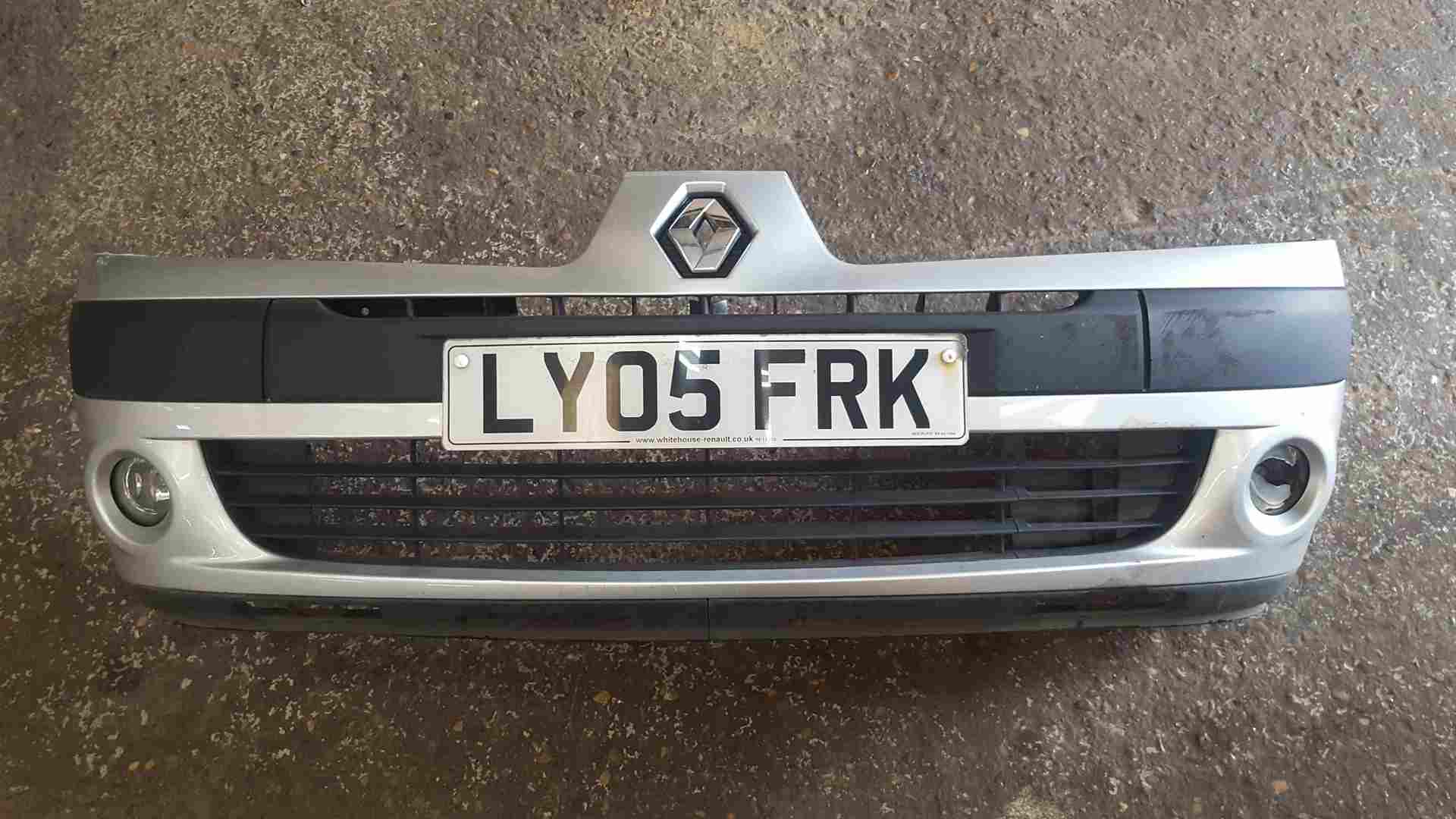 Renault Clio MK2 2001-2006 Front Bumper Silver TED69