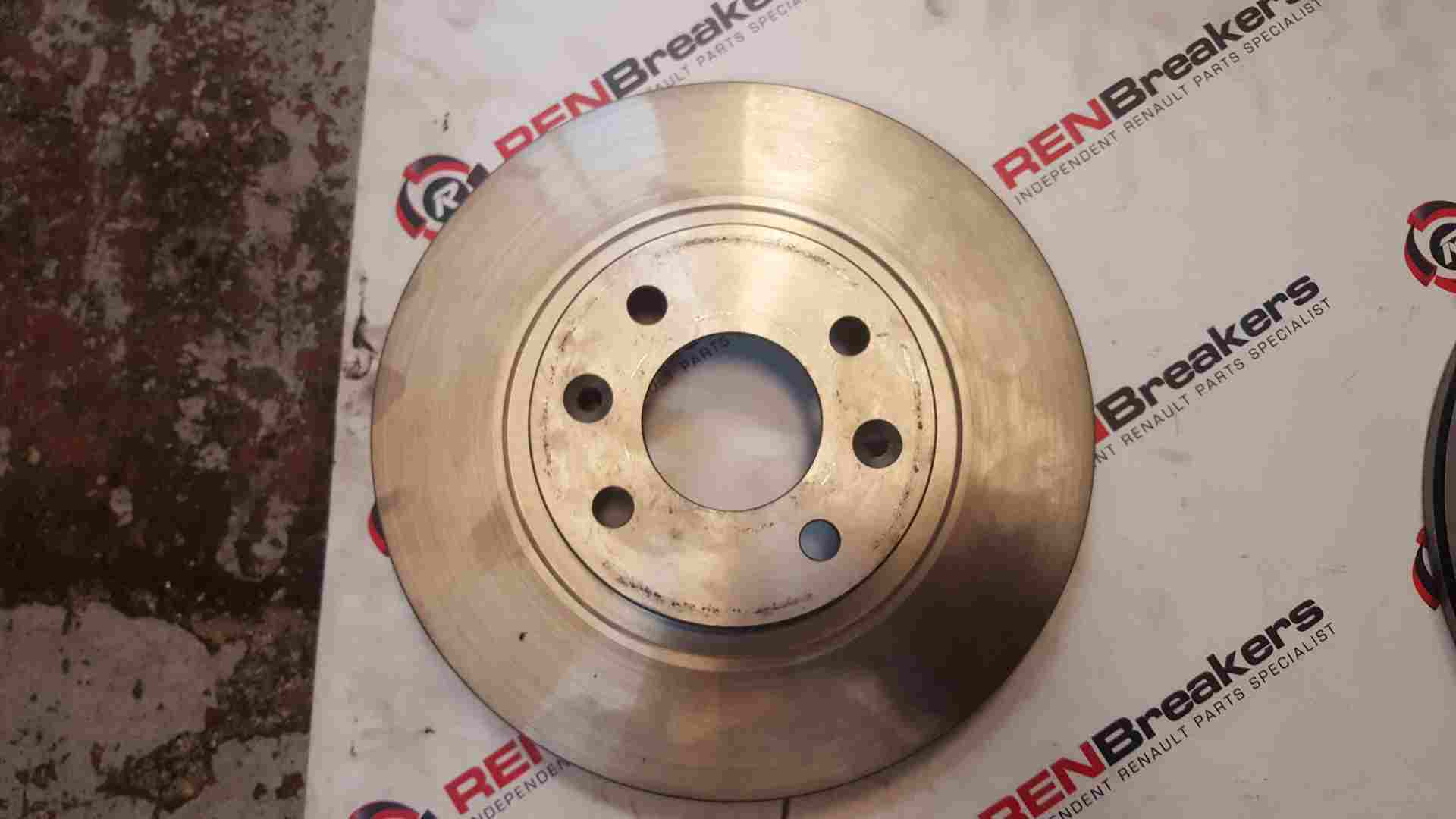 Thumb 4 Renault Clio MK2 2001-2006 Front Discs AND Front Pads Set 1.2 16v 
