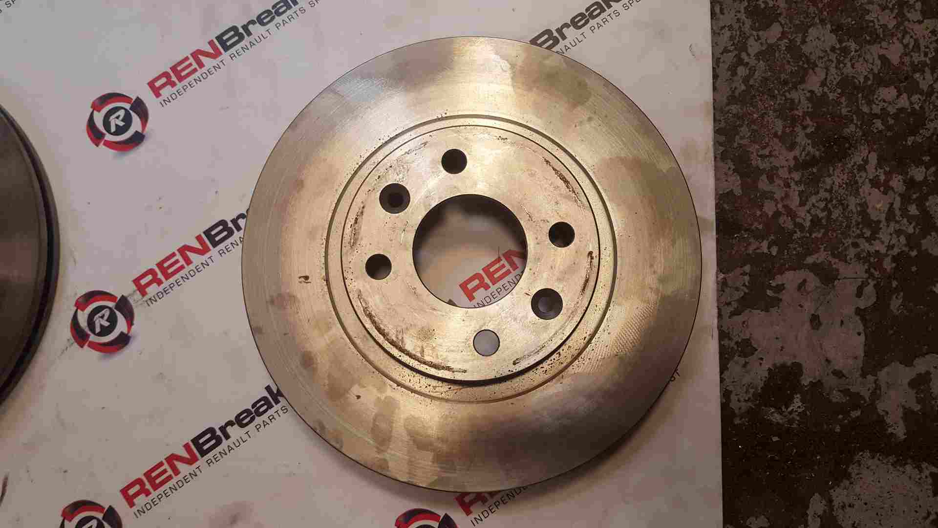 Thumb 5 Renault Clio MK2 2001-2006 Front Discs AND Front Pads Set 1.2 16v 