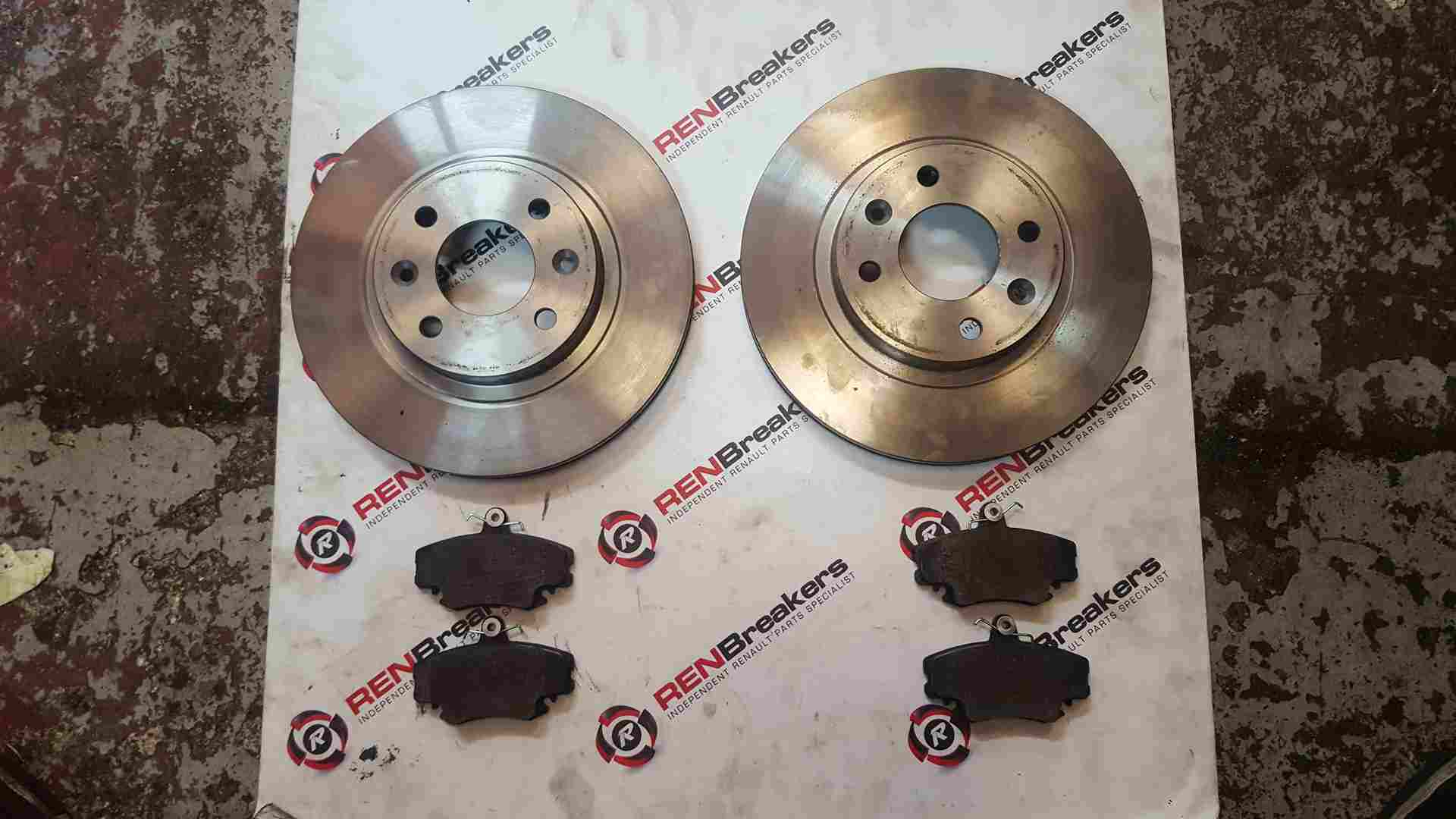 Thumb 8 Renault Clio MK2 2001-2006 Front Discs AND Front Pads Set 1.2 16v 