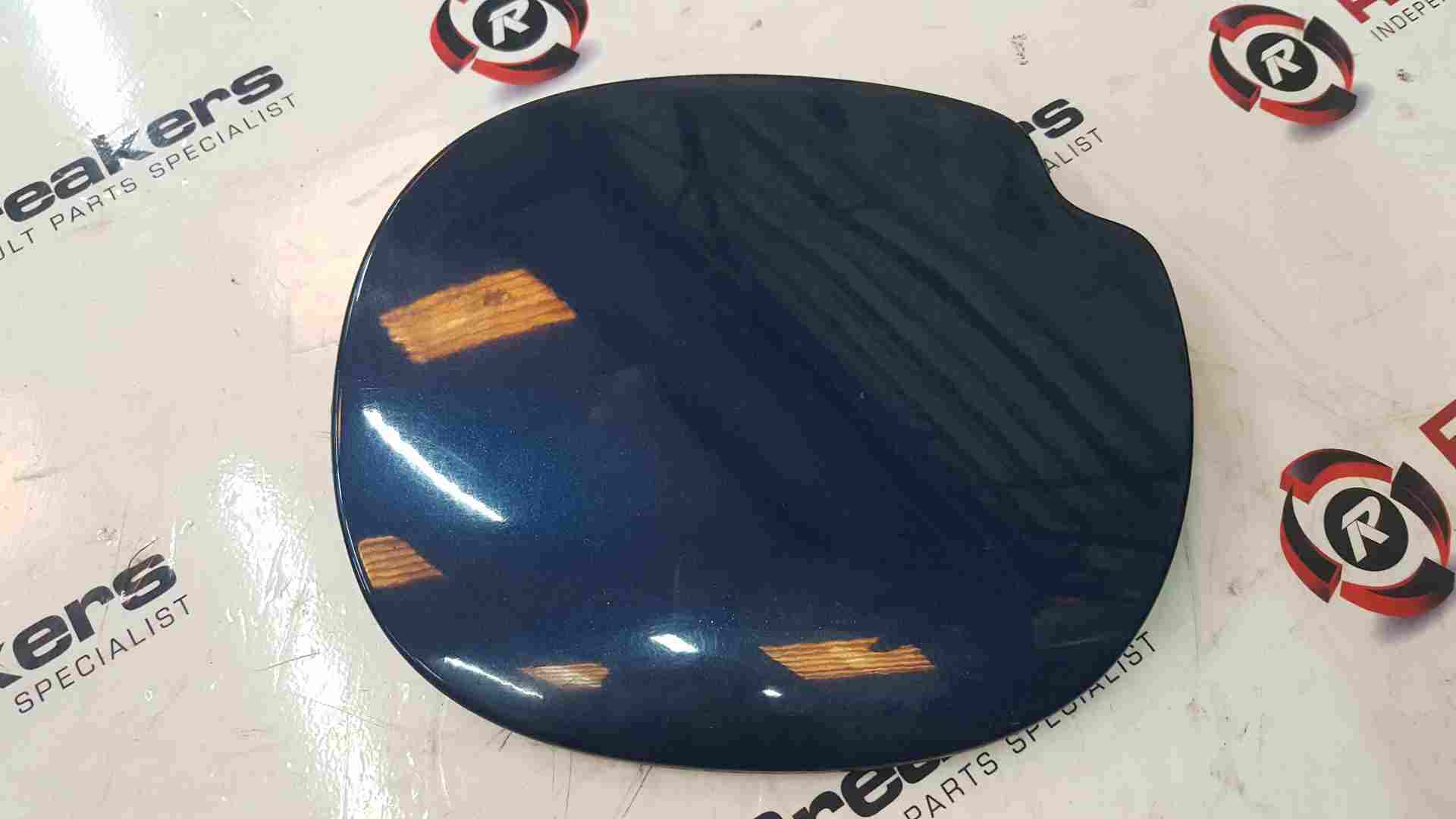 Thumb 2 Renault Clio MK2 2001-2006 Fuel Flap Blue Teb44 7700836756