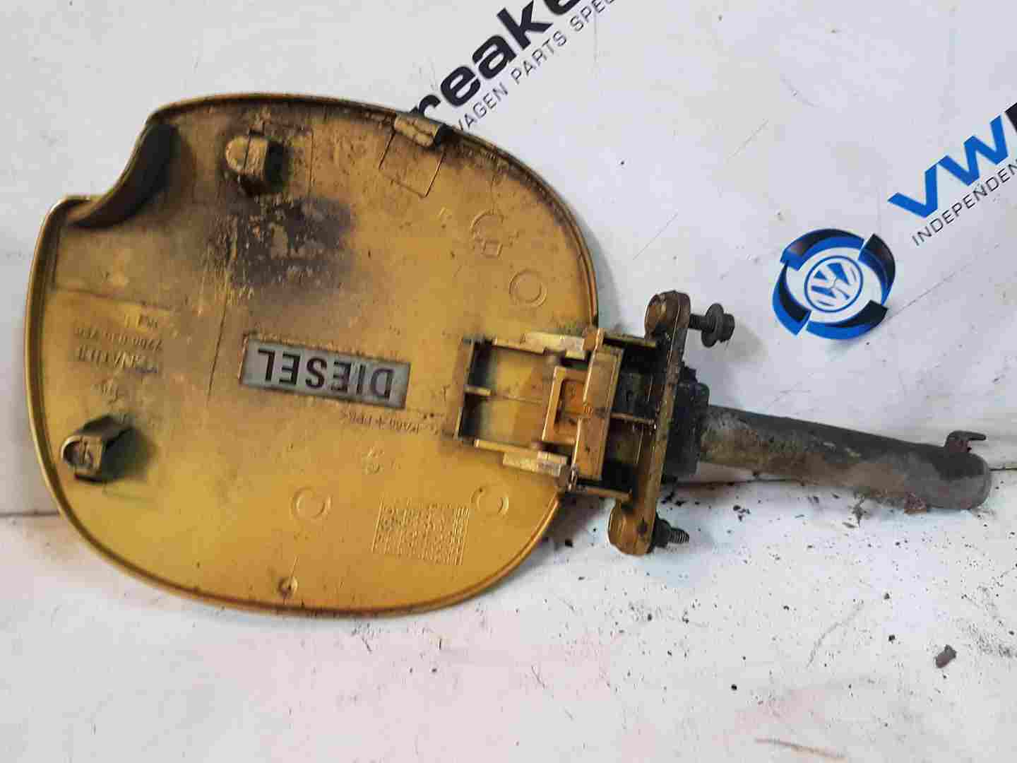 Thumb 2 Renault Clio MK2 2001-2006 Fuel Flap Cover Gold Yellow Ted30 7700836756