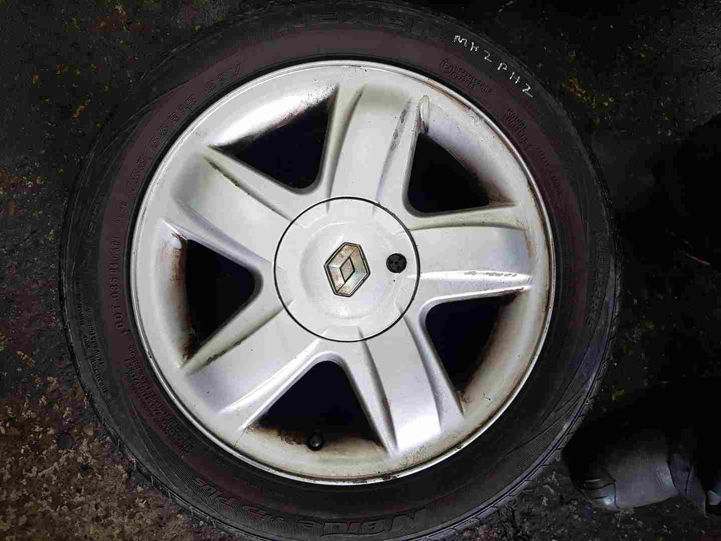 Thumb 2 Renault Clio MK2 2001-2006 Gradiant Dynamique Alloy Wheel  4/5