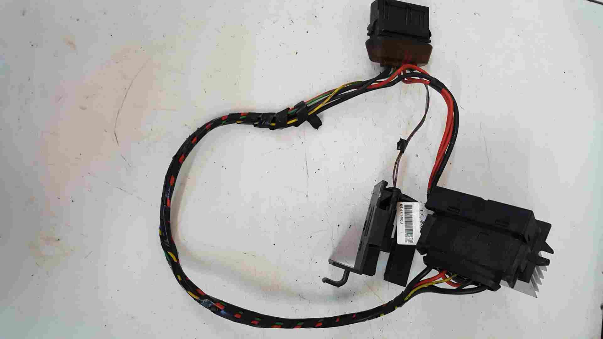 Thumb 3 Renault Clio MK2 2001-2006 Heater Resistor Climate + Wiring Loom