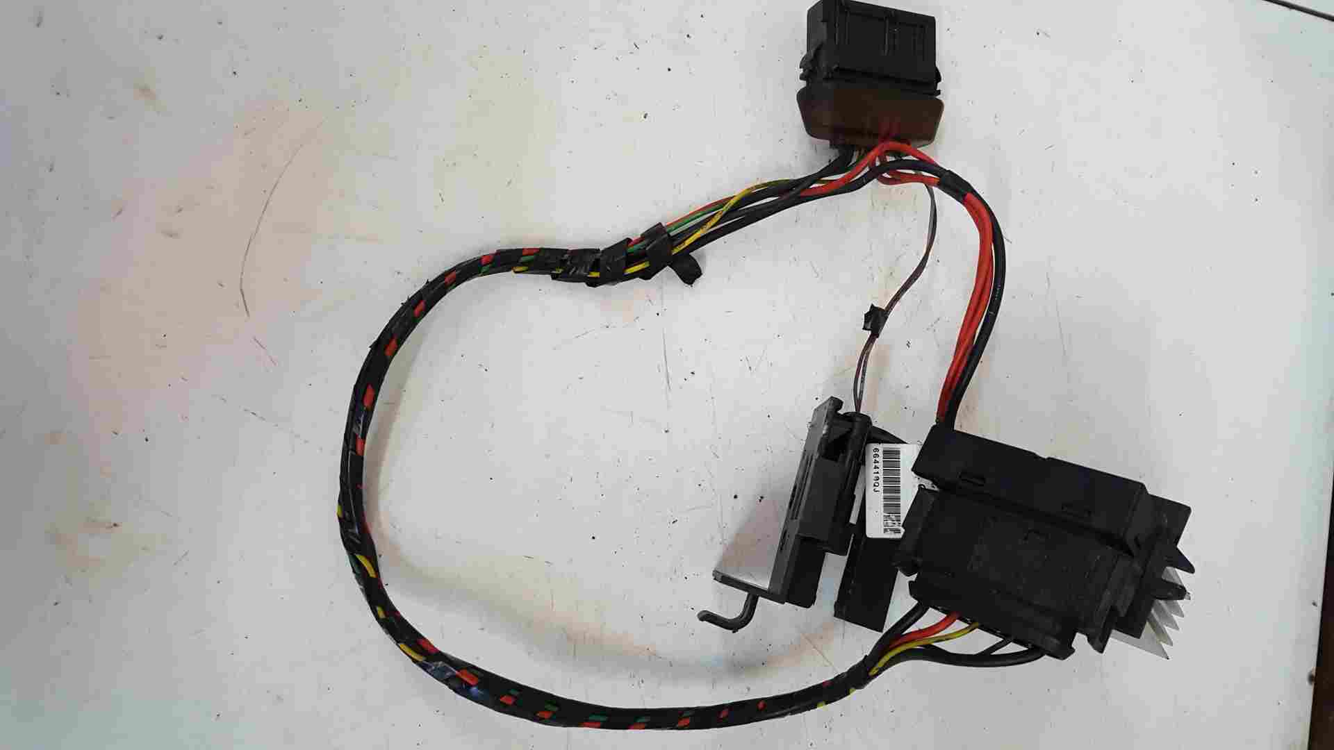 Thumb 6 Renault Clio MK2 2001-2006 Heater Resistor Climate + Wiring Loom
