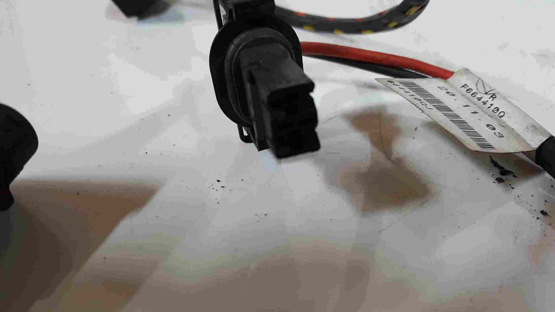 Thumb 3 Renault Clio MK2 2001-2006 Heater Resistor Loom Wiring 664410QJ
