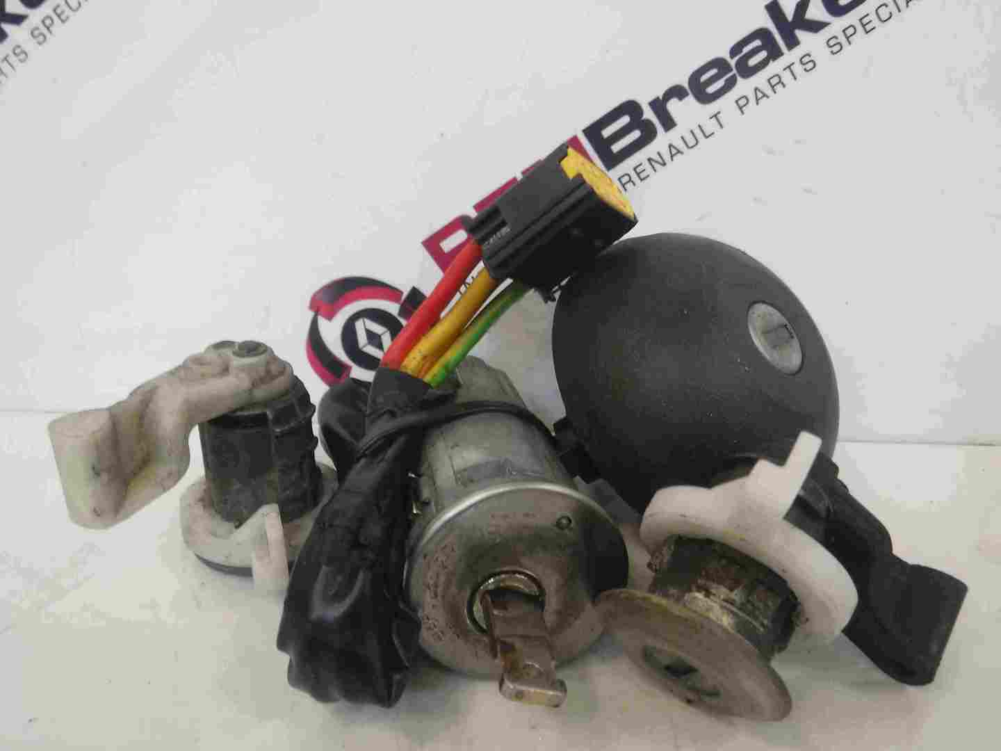 Renault Clio MK2 2001-2006 Ignition Barrel 2 Door Locks Fuel Cap + Key