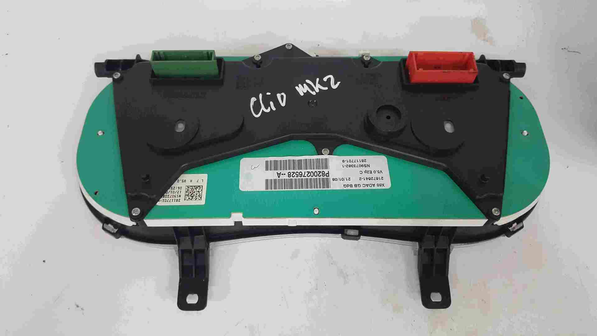 Thumb 2 Renault Clio MK2 2001-2006 Instrument Panel Dials Clocks 8200276528