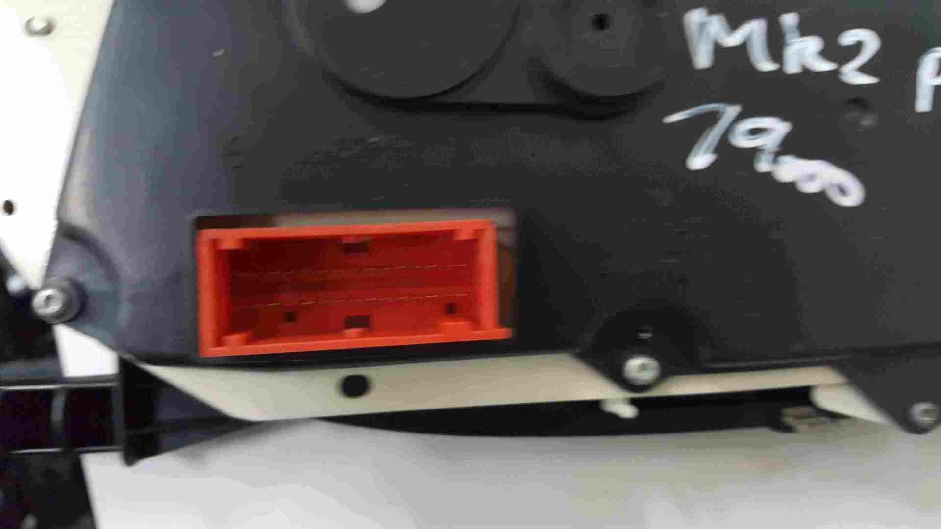 Thumb 4 Renault Clio MK2 2001-2006 Instrument Panel Dials Clocks 79K 8200276526