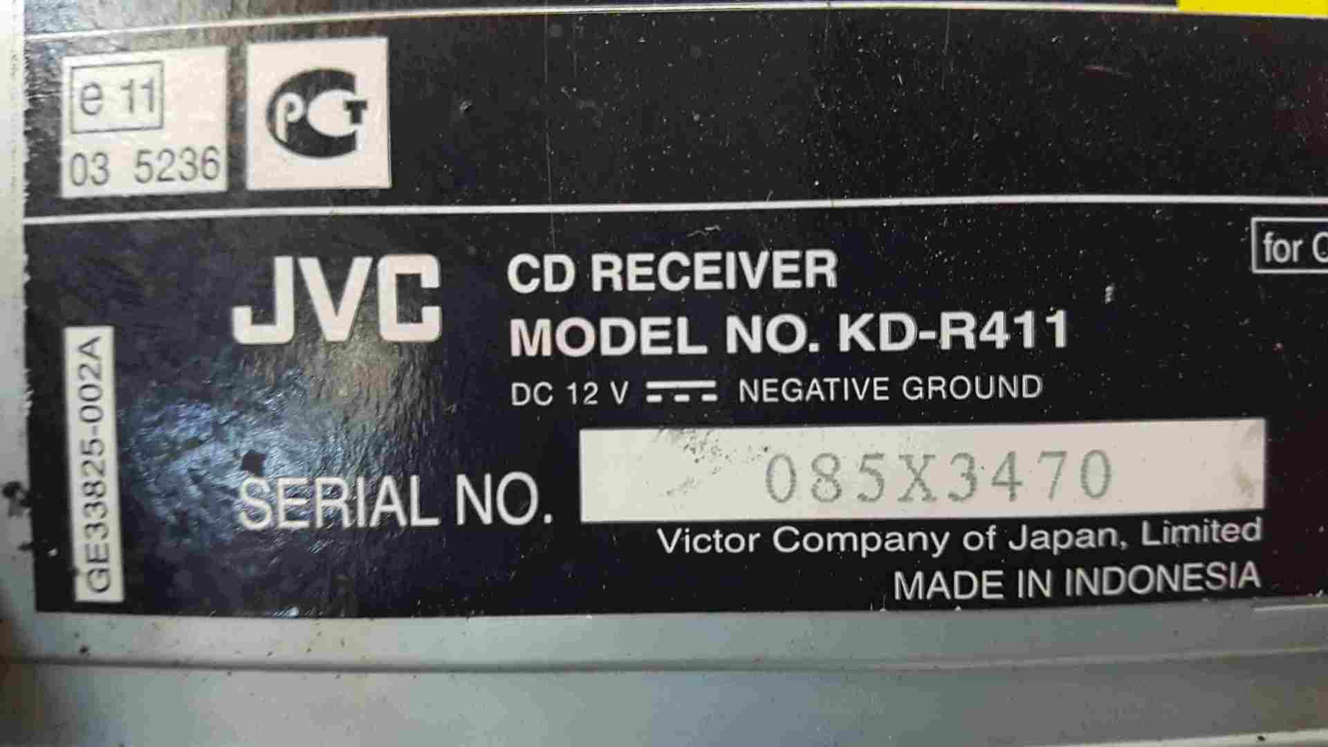 Thumb 2 Renault Clio MK2 2001-2006 JVC Radio Cd Player USB Aux KDR411