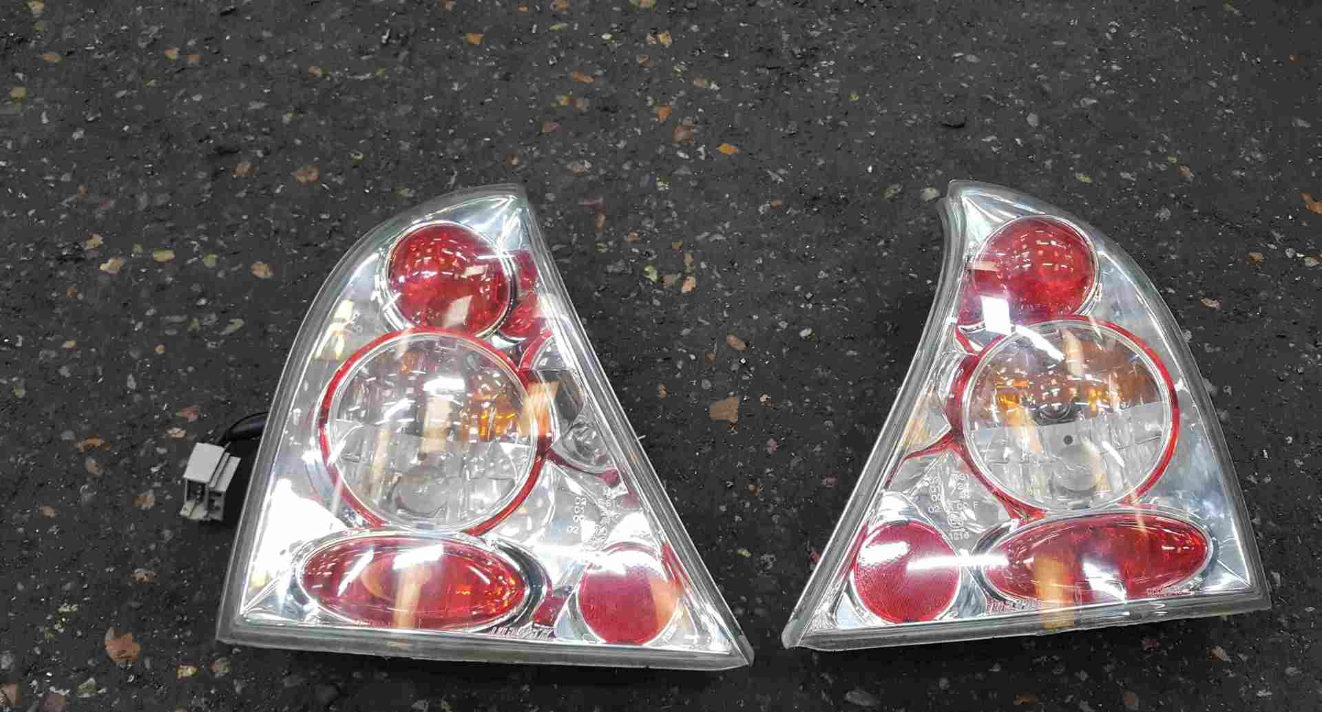 Renault Clio MK2 2001-2006 Lexus Rear Lights Pair Passenger Drivers