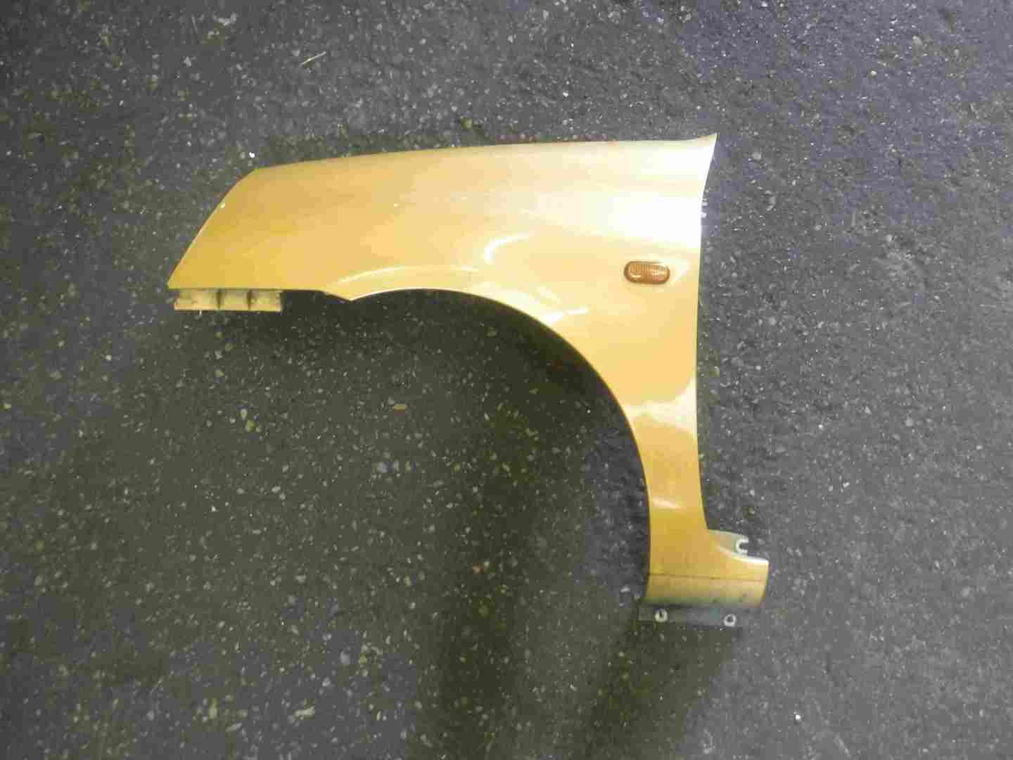 Renault Clio MK2 2001-2006 Passenger NS Wing Gold Yellow TED30