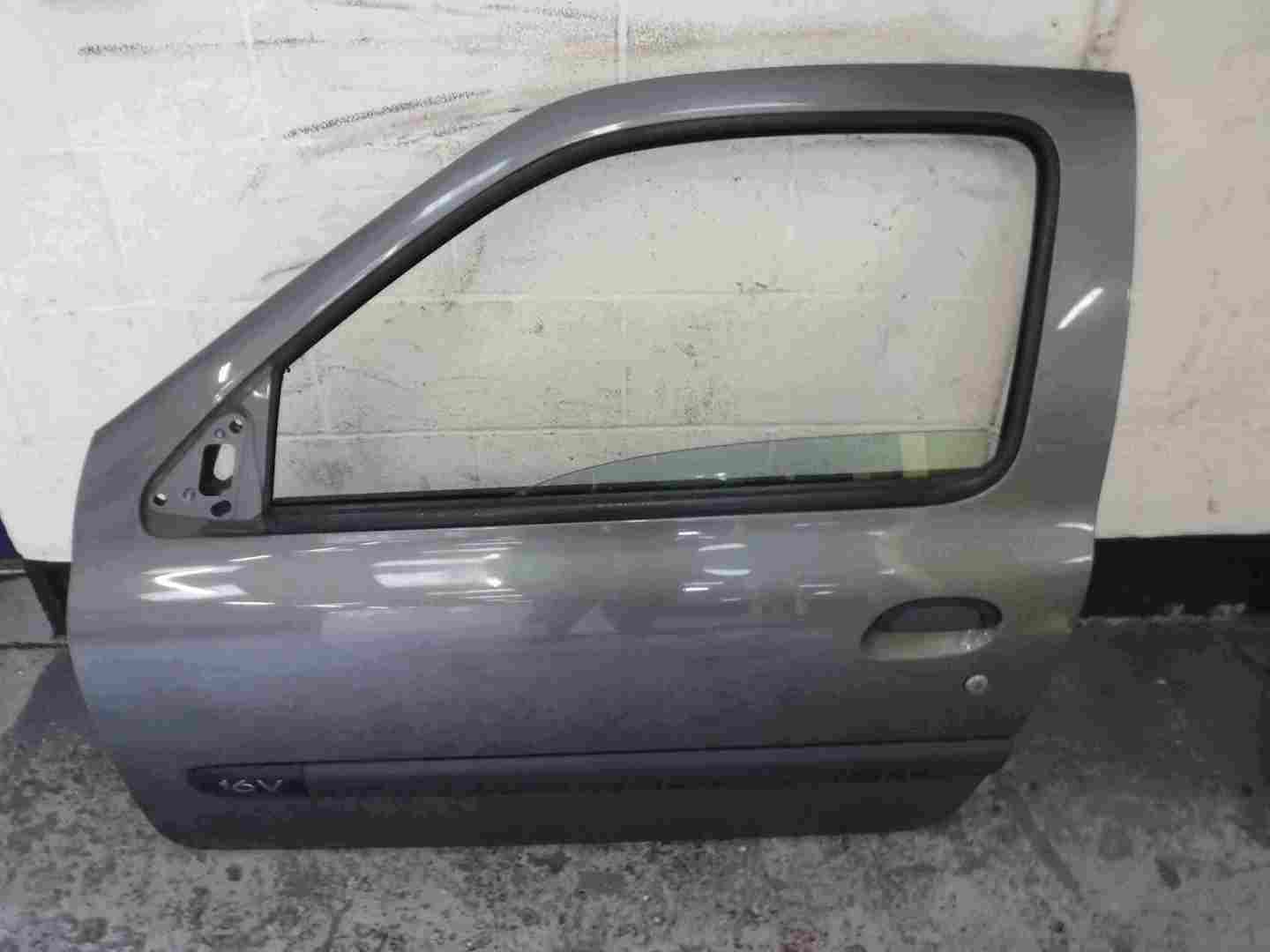 Renault Clio MK2 2001-2006 Passenger NSF Front Door Grey 603 3dr