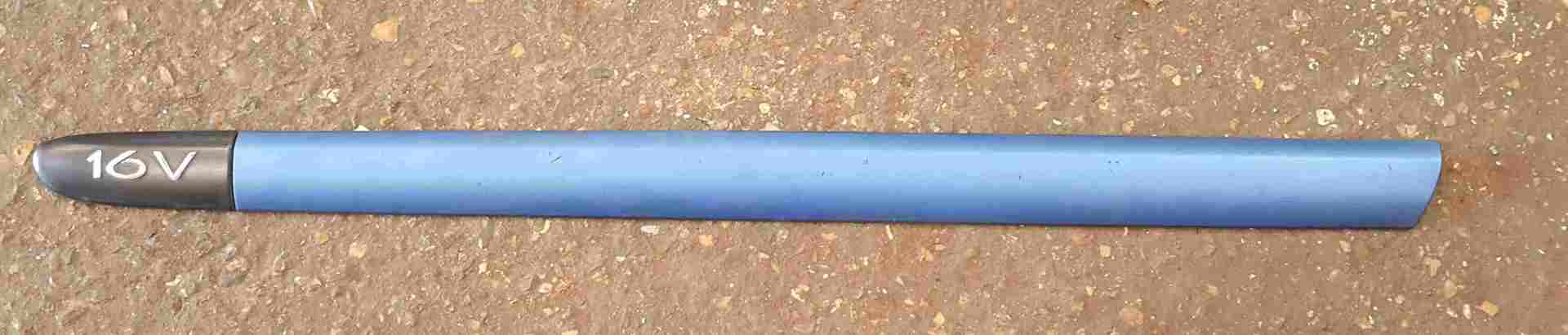 Renault Clio MK2 2001-2006 Passenger NSF Front Door Moulding 3dr Blue 8200072237