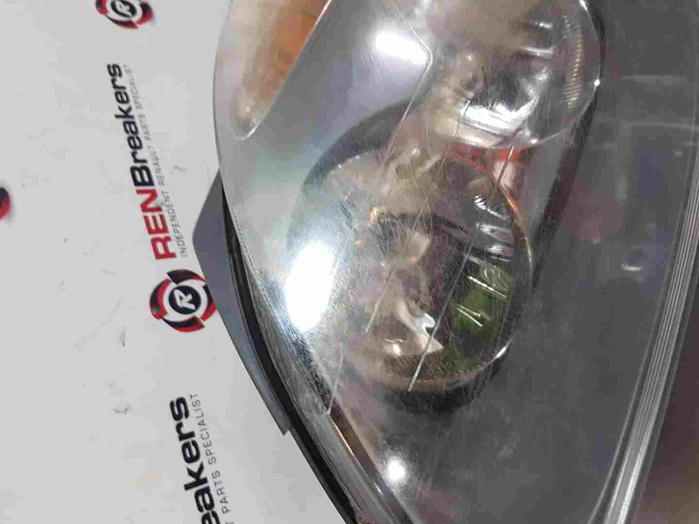 Thumb 10 Renault Clio MK2 2001-2006 Passenger NSF Front Headlight Grey Cloudy 8200478986