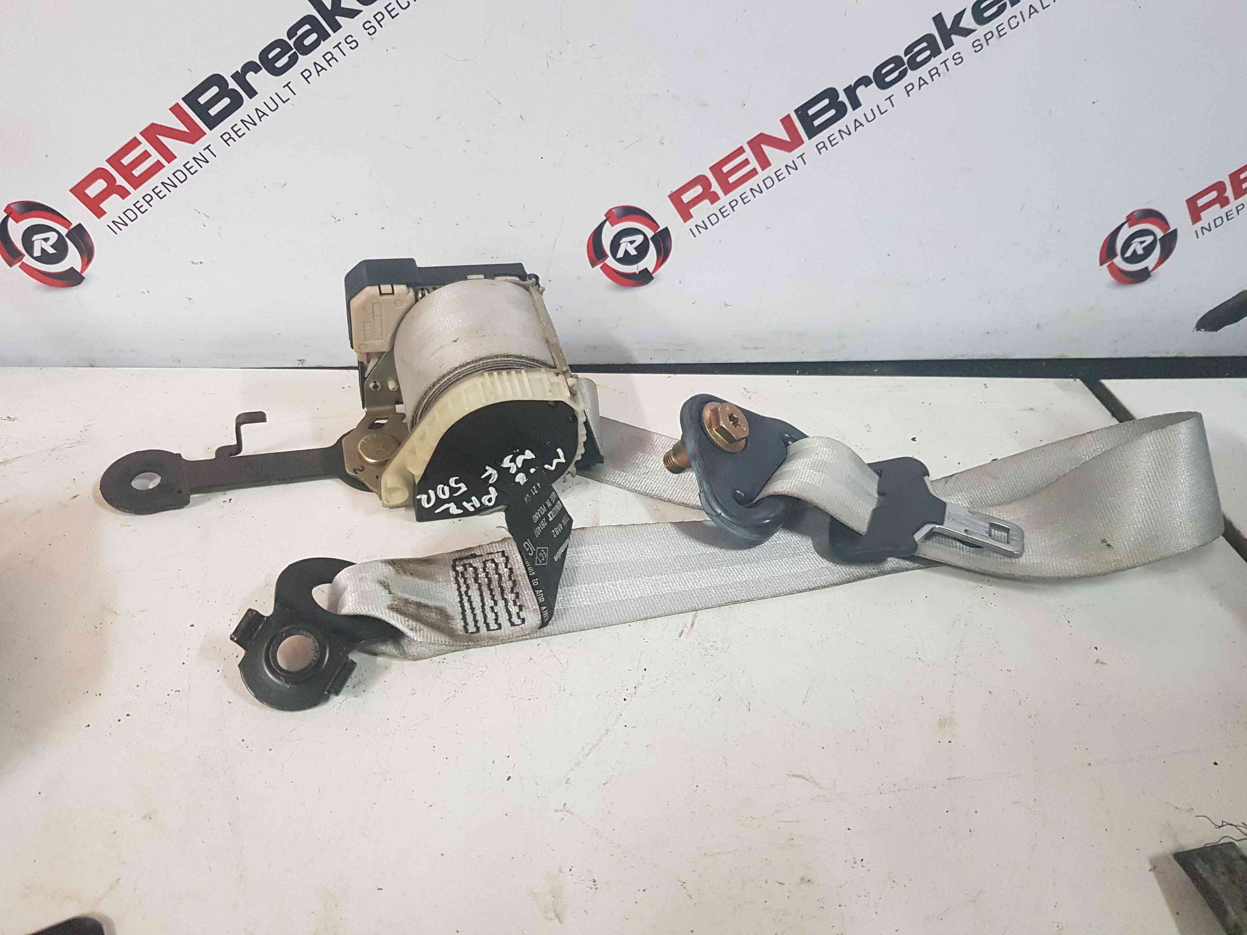 Thumb 5 Renault Clio MK2 2001-2006 Passenger NSF Front Seat Belt Silver 5Dr