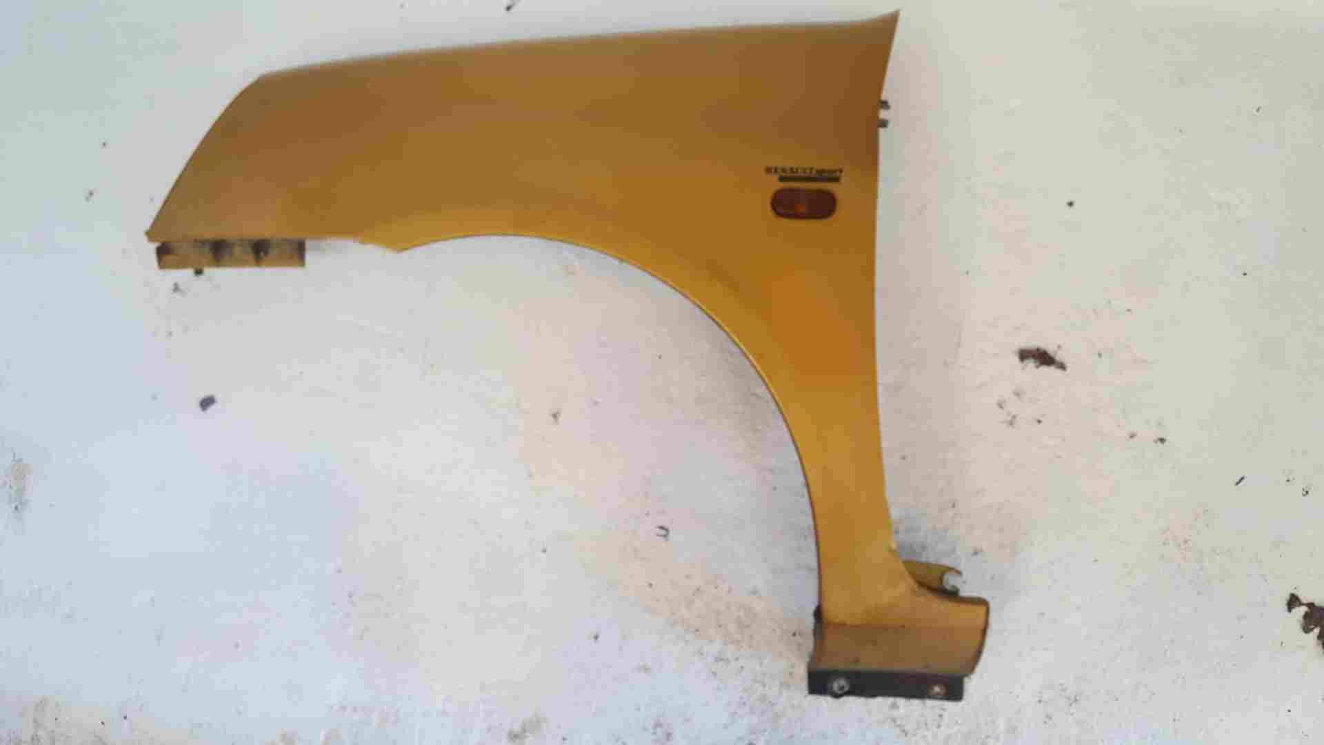 Thumb 3 Renault Clio MK2 2001-2006 Passenger Ns Wing Panel Gold Yellow Ted30 