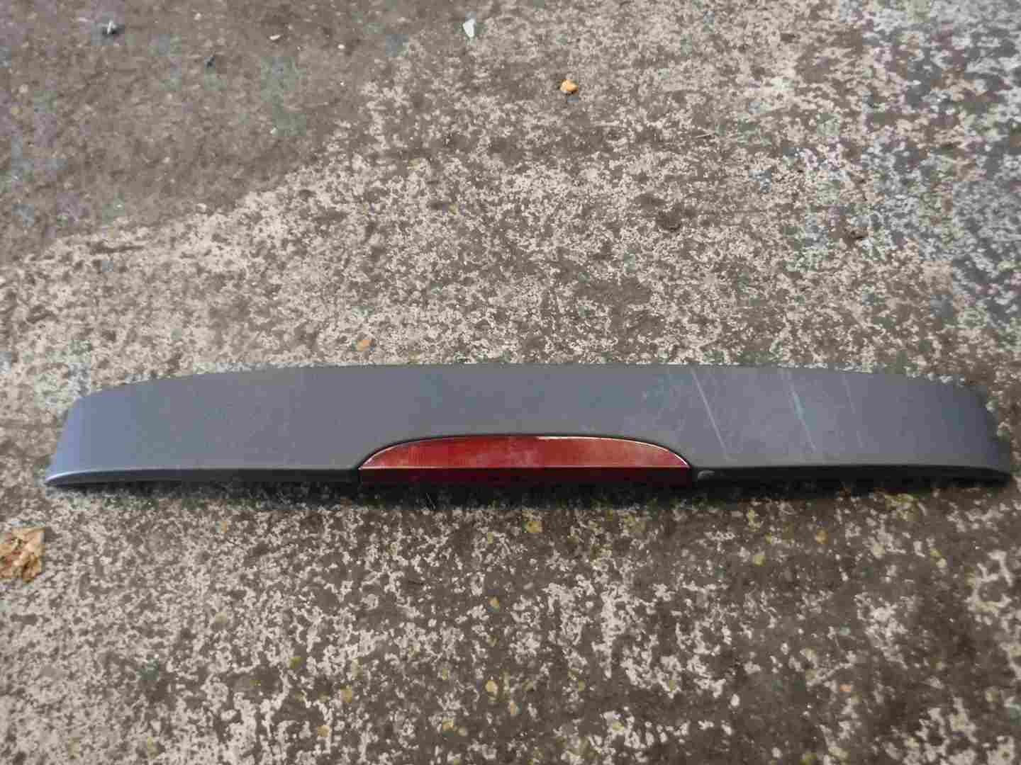 Renault Clio MK2 2001-2006 Rear Boot Tailgate Spoiler Light 7700410897
