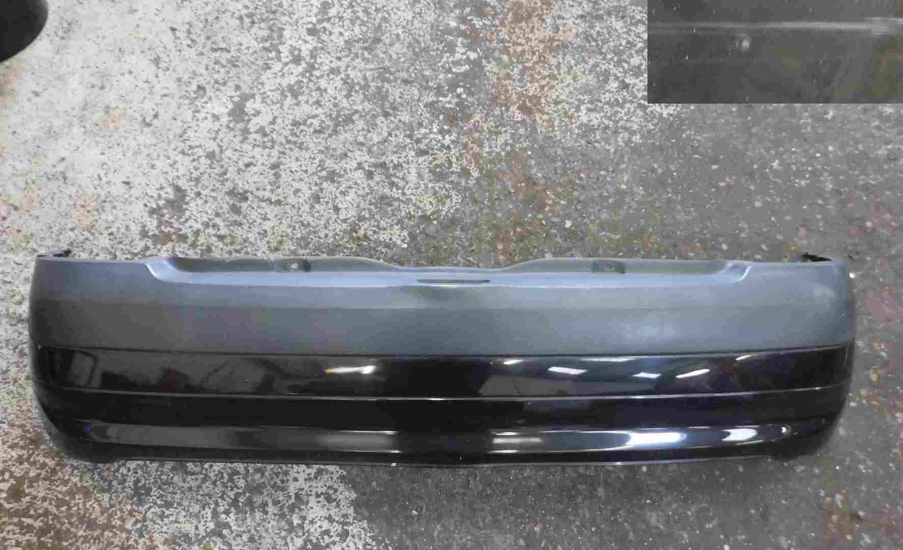 Renault Clio MK2 2001-2006 Rear Bumper Black 676