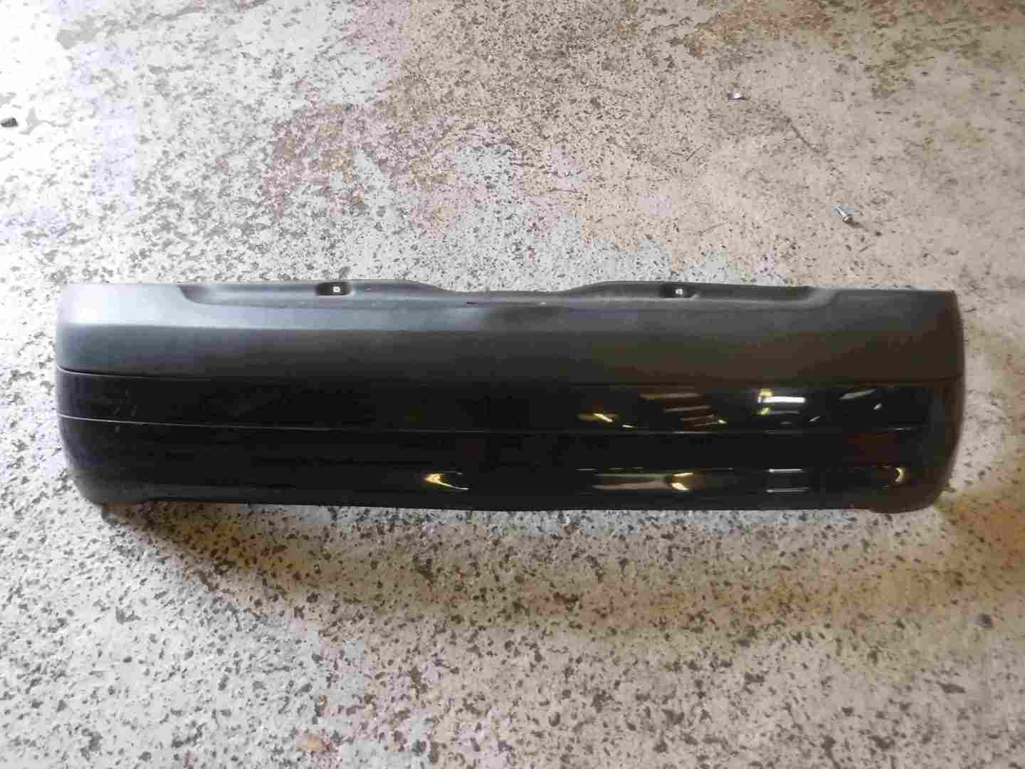 Renault Clio MK2 2001-2006 Rear Bumper Black 676