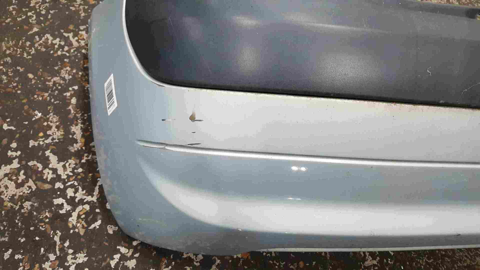 Thumb 3 Renault Clio MK2 2001-2006 Rear Bumper Silver 632