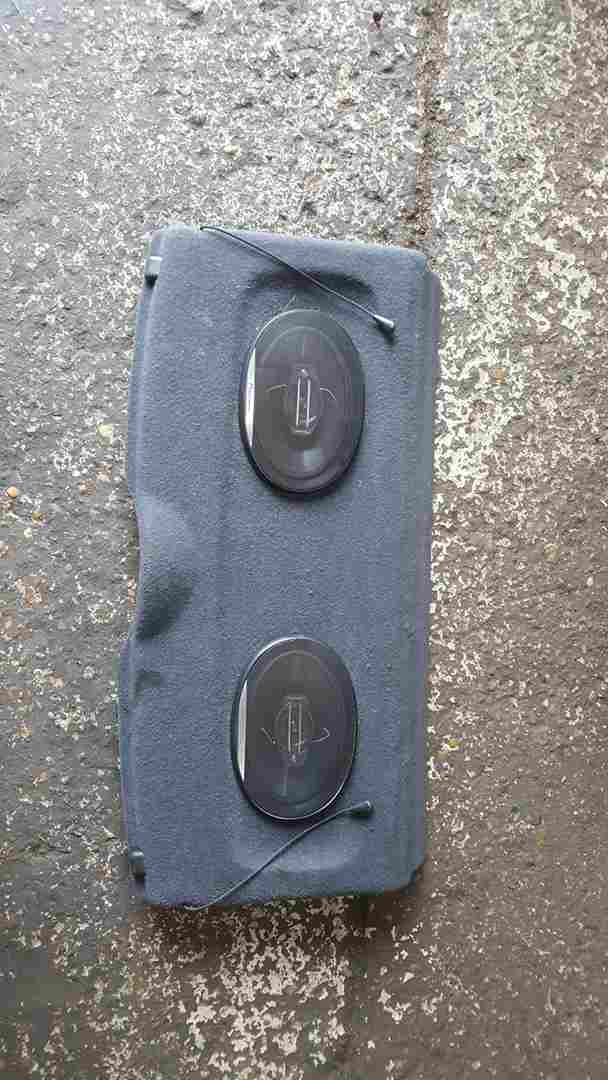 Thumb 2 Renault Clio MK2 2001-2006 Rear Parcel Shelf Speakers