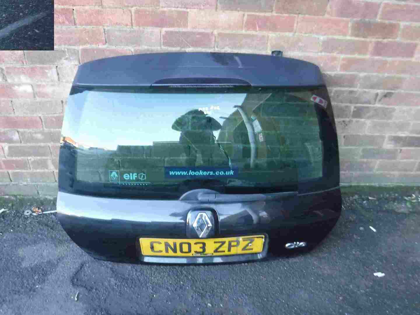 Renault Clio MK2 2001-2006 Rear Tailgate Boot Black 676