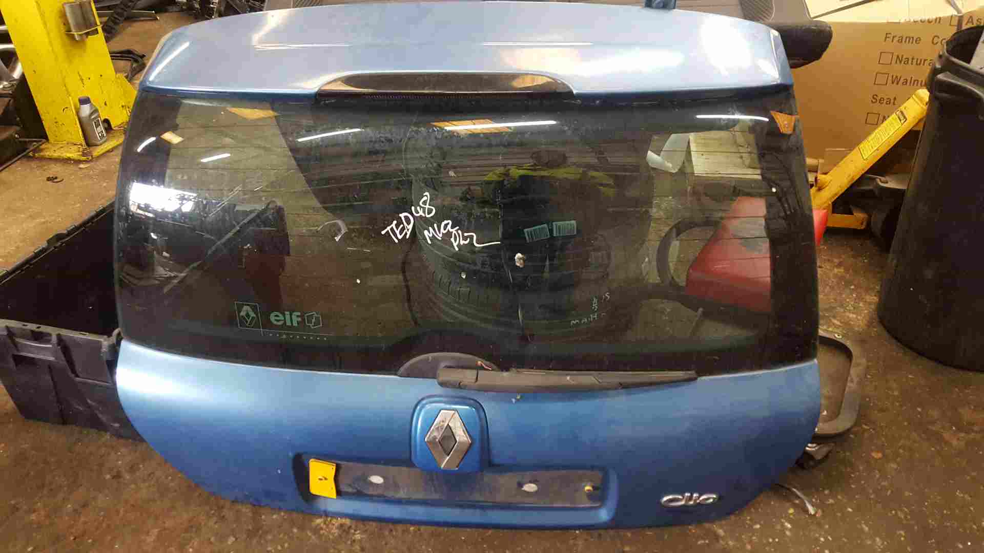 Thumb 3 Renault Clio MK2 2001-2006 Rear Tailgate Boot Blue Ted48