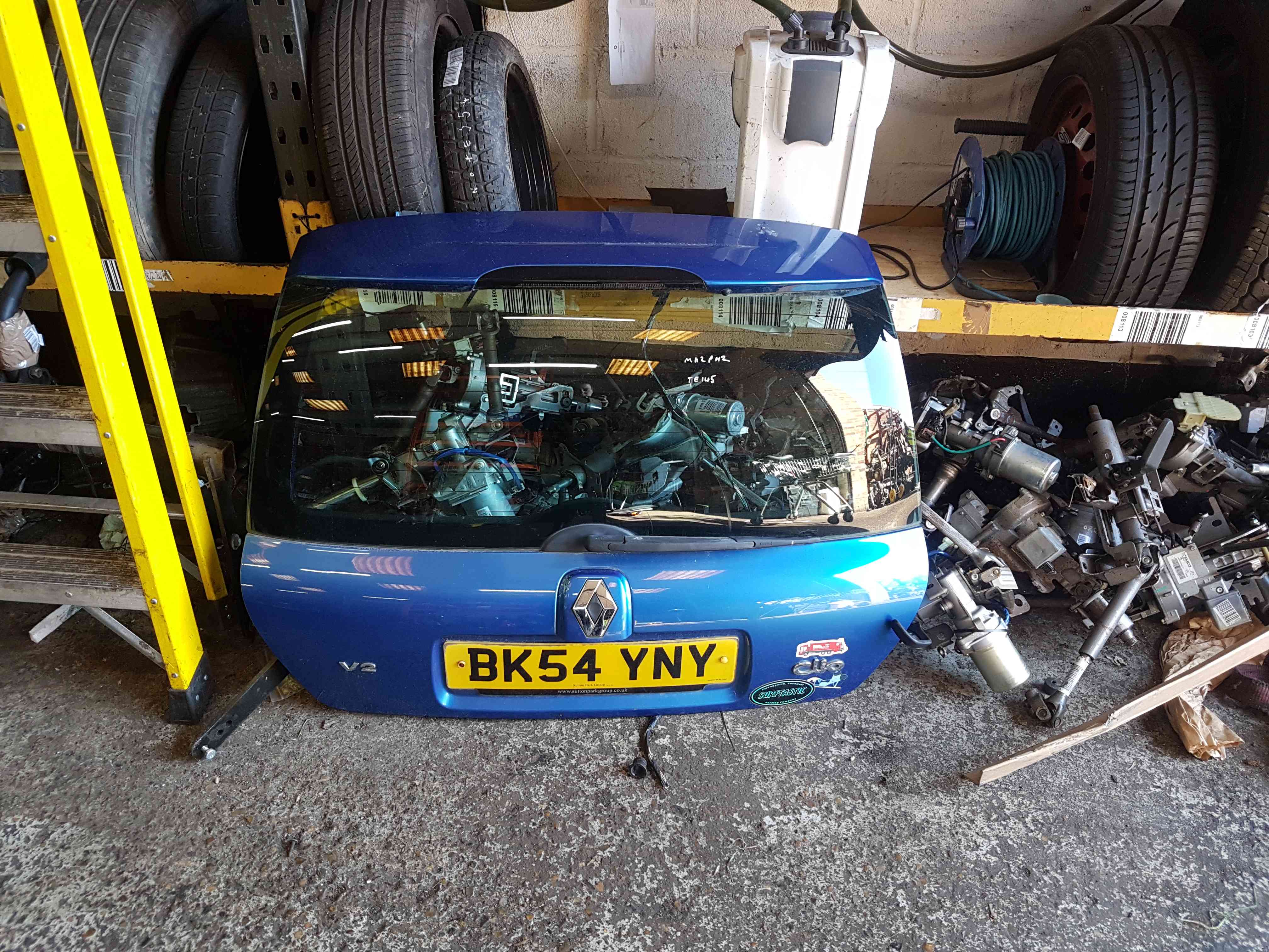 Thumb 2 Renault Clio MK2 2001-2006 Rear Tailgate Boot Blue Tei45 Te145